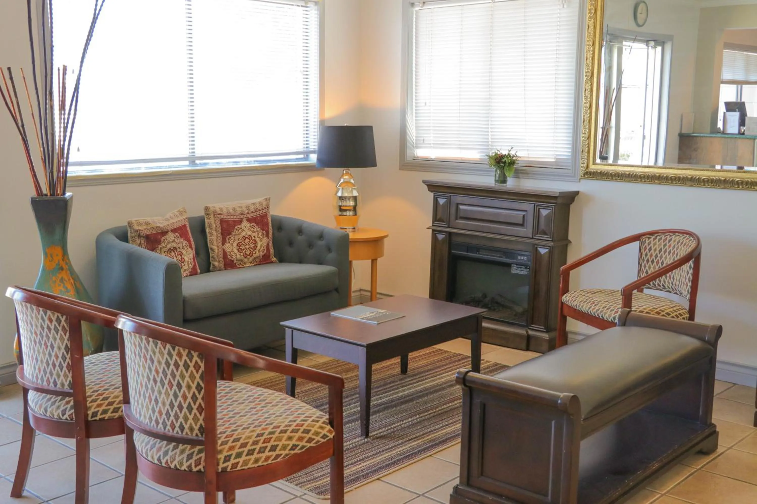 Lobby or reception in The Waterfront Suites and Marina