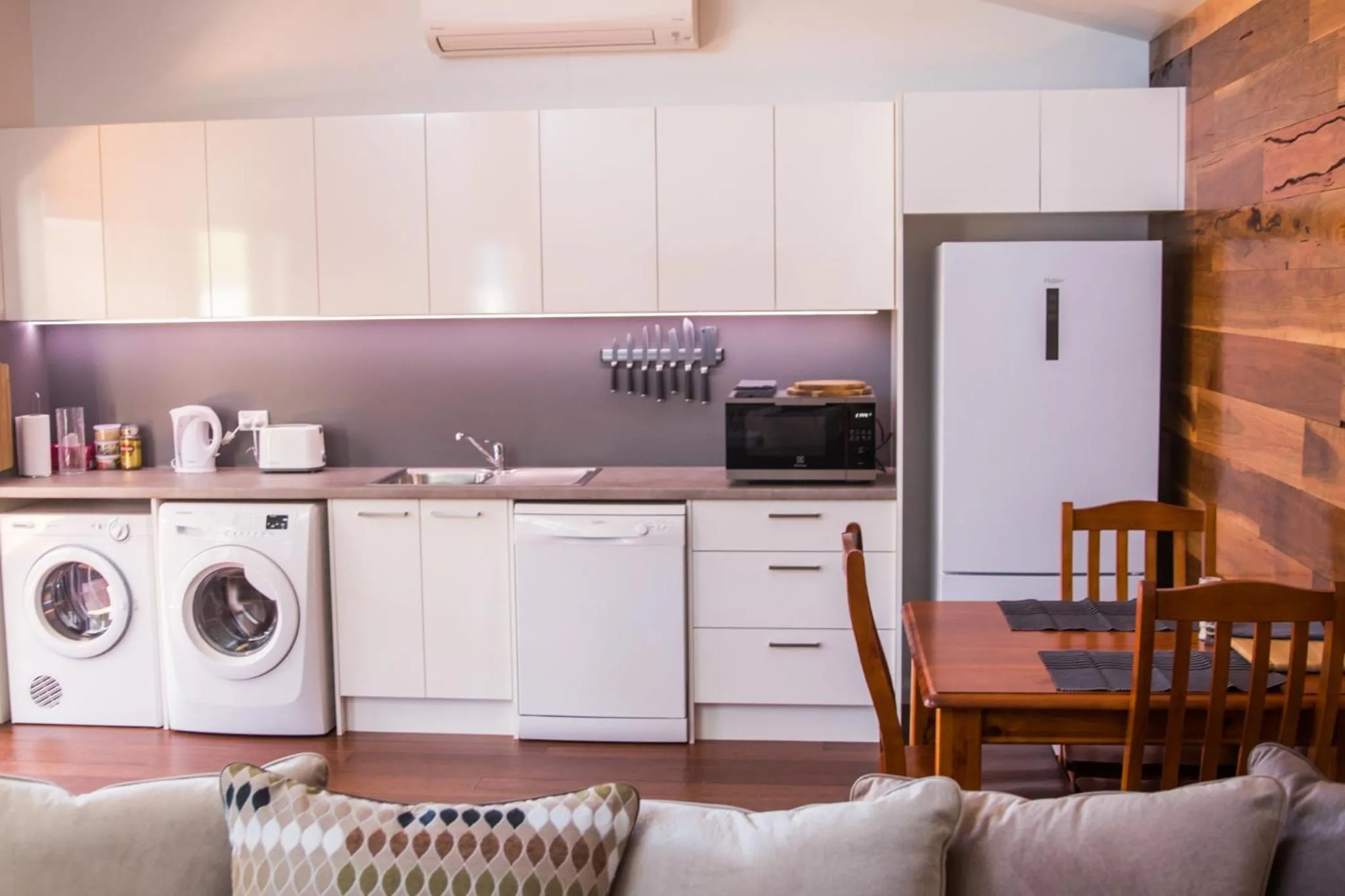 Kitchen or kitchenette in Mudgee Apartments on Horatio Street