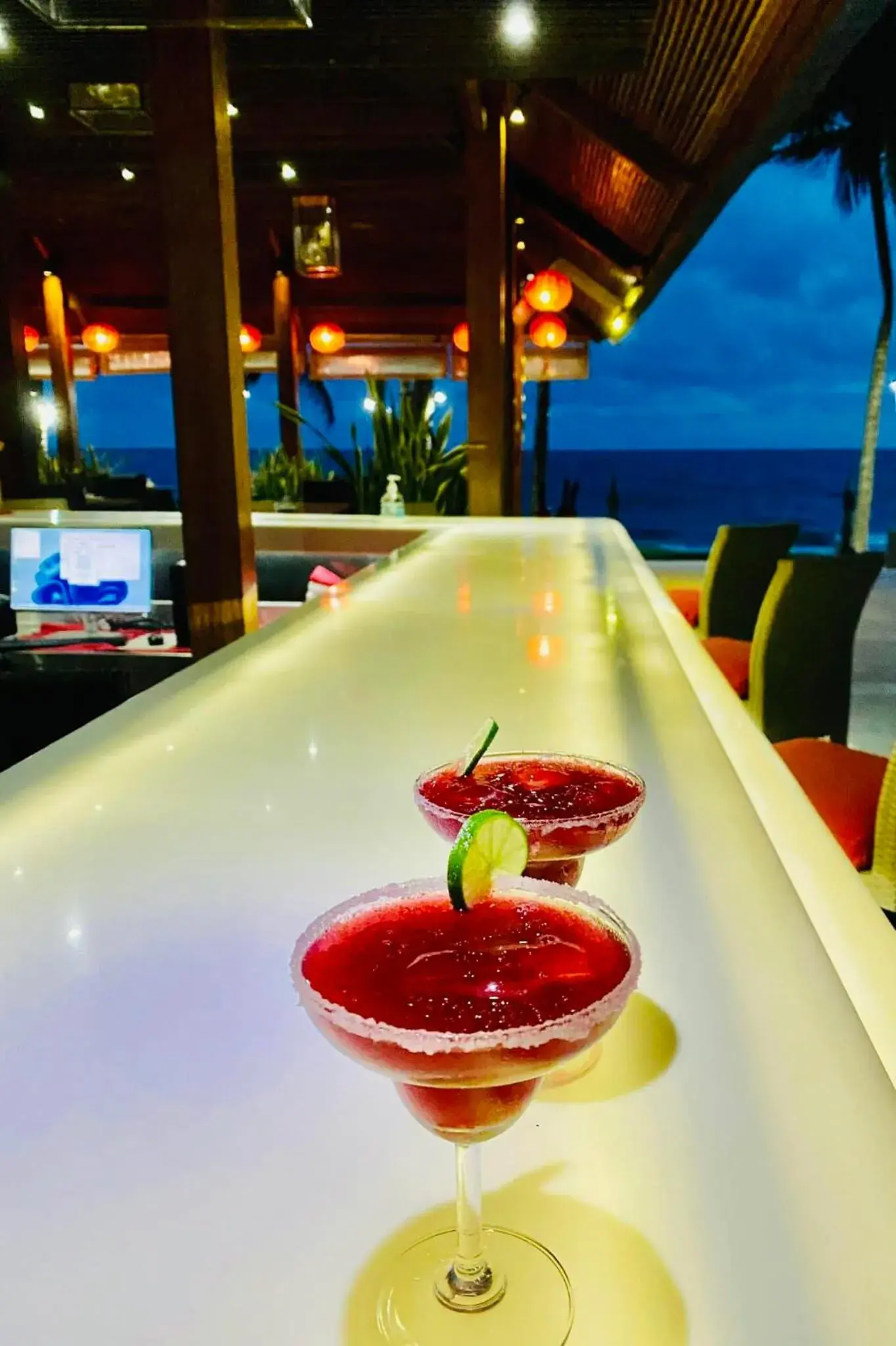 Food and drinks in Sunsea Resort Food and drinks in Sunsea Resort