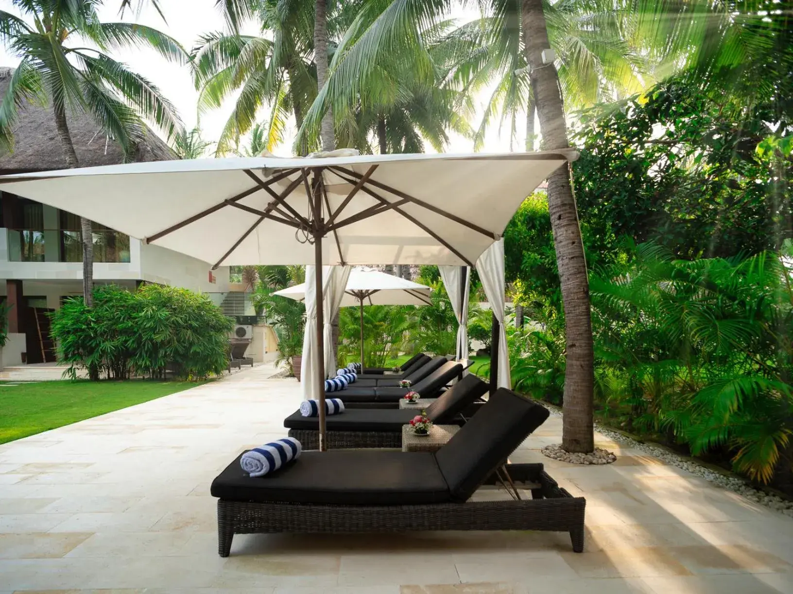 sunbed in Sunsea Resort sunbed in Sunsea Resort