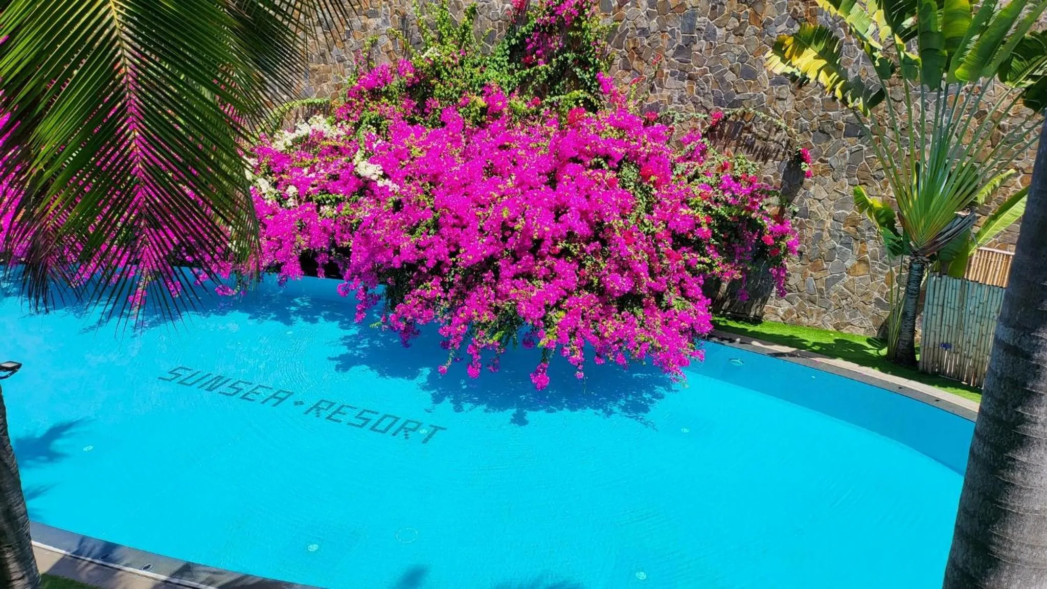 Pool view in Sunsea Resort