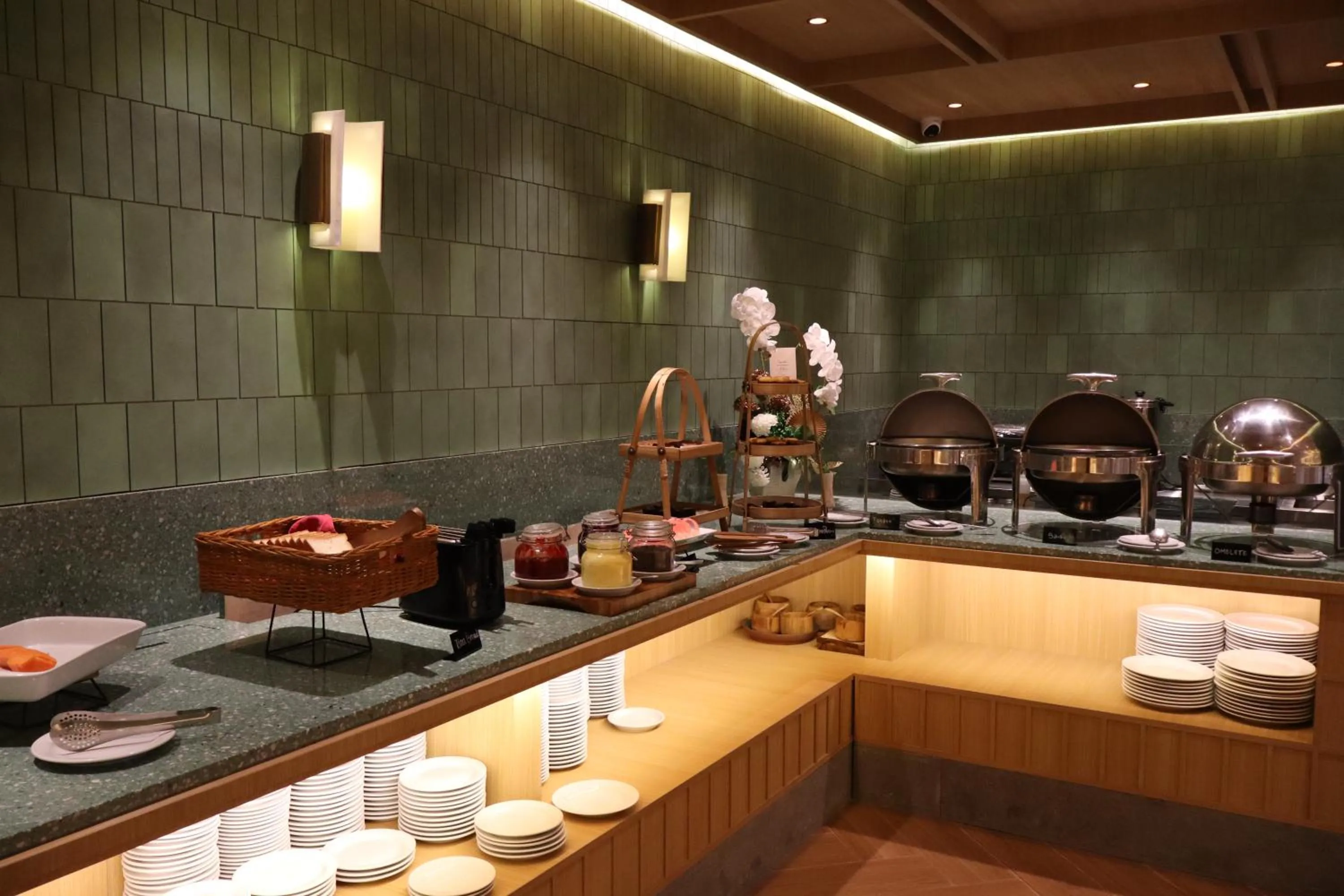 Restaurant/places to eat in The Victoria Hotel Yogyakarta