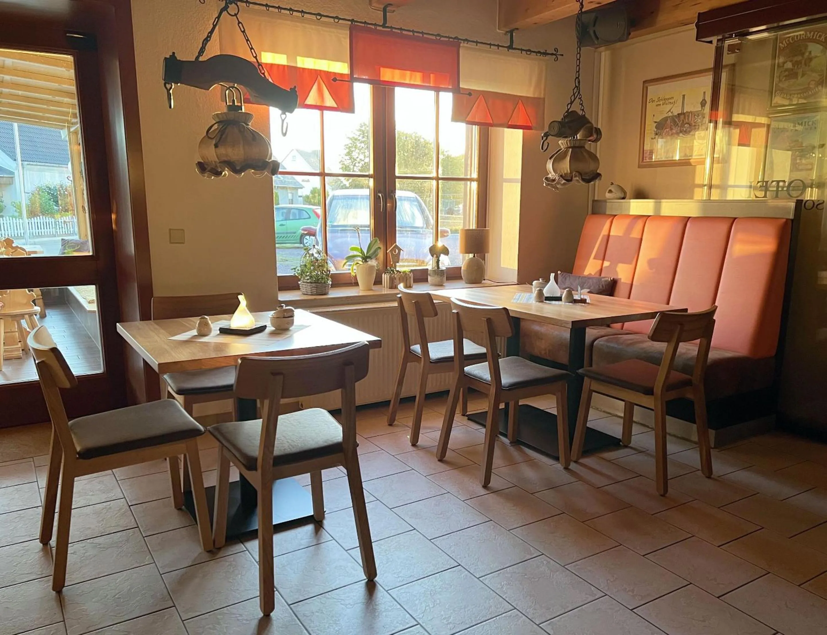 Restaurant/places to eat in Hotel Sonnekalb