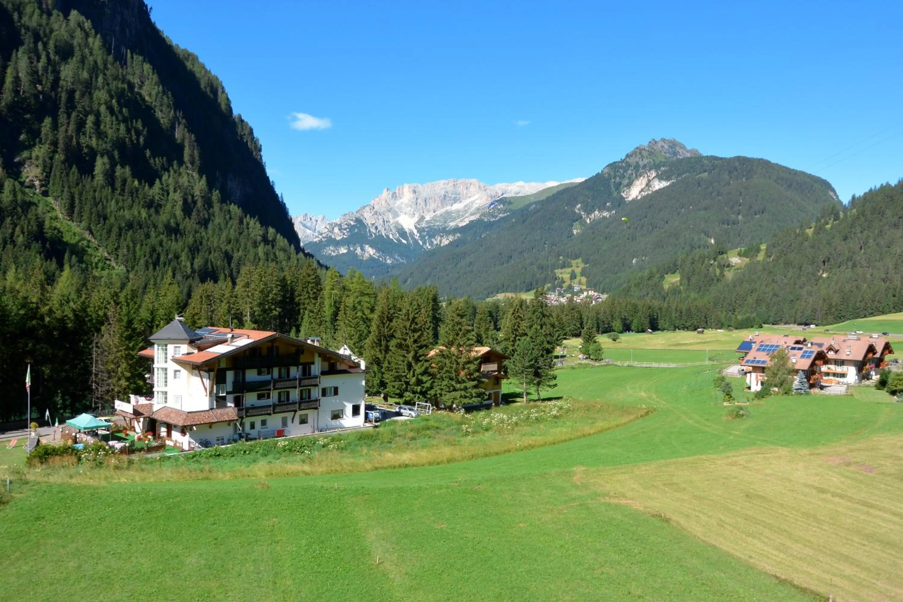 Facade/entrance in Chalet Pineta relax location