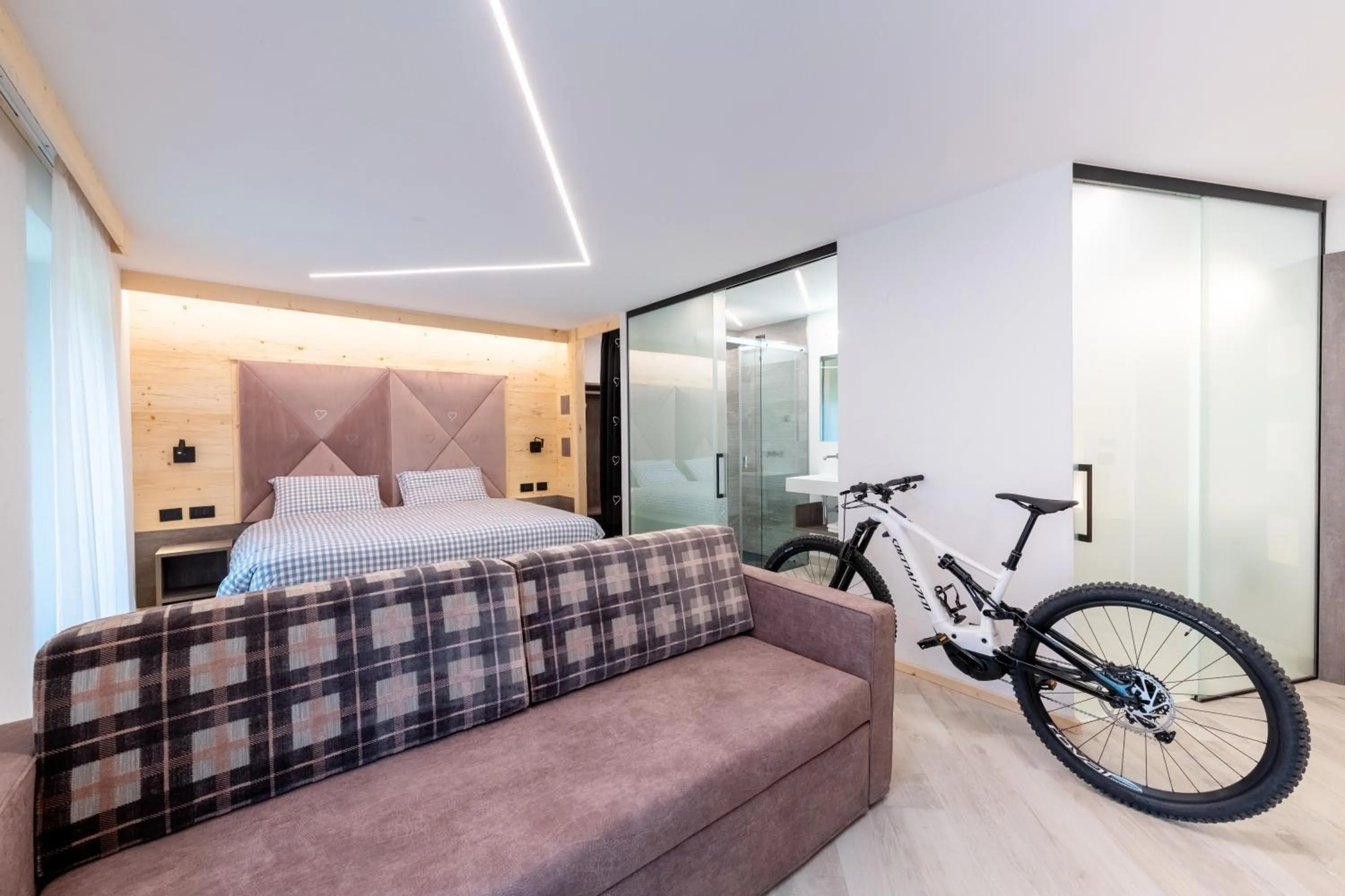 Photo of the whole room in Chalet Pineta relax location