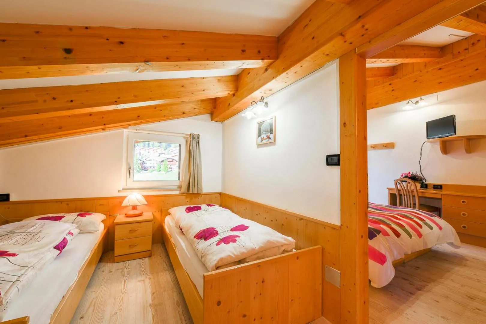 Bed in Chalet Pineta relax location
