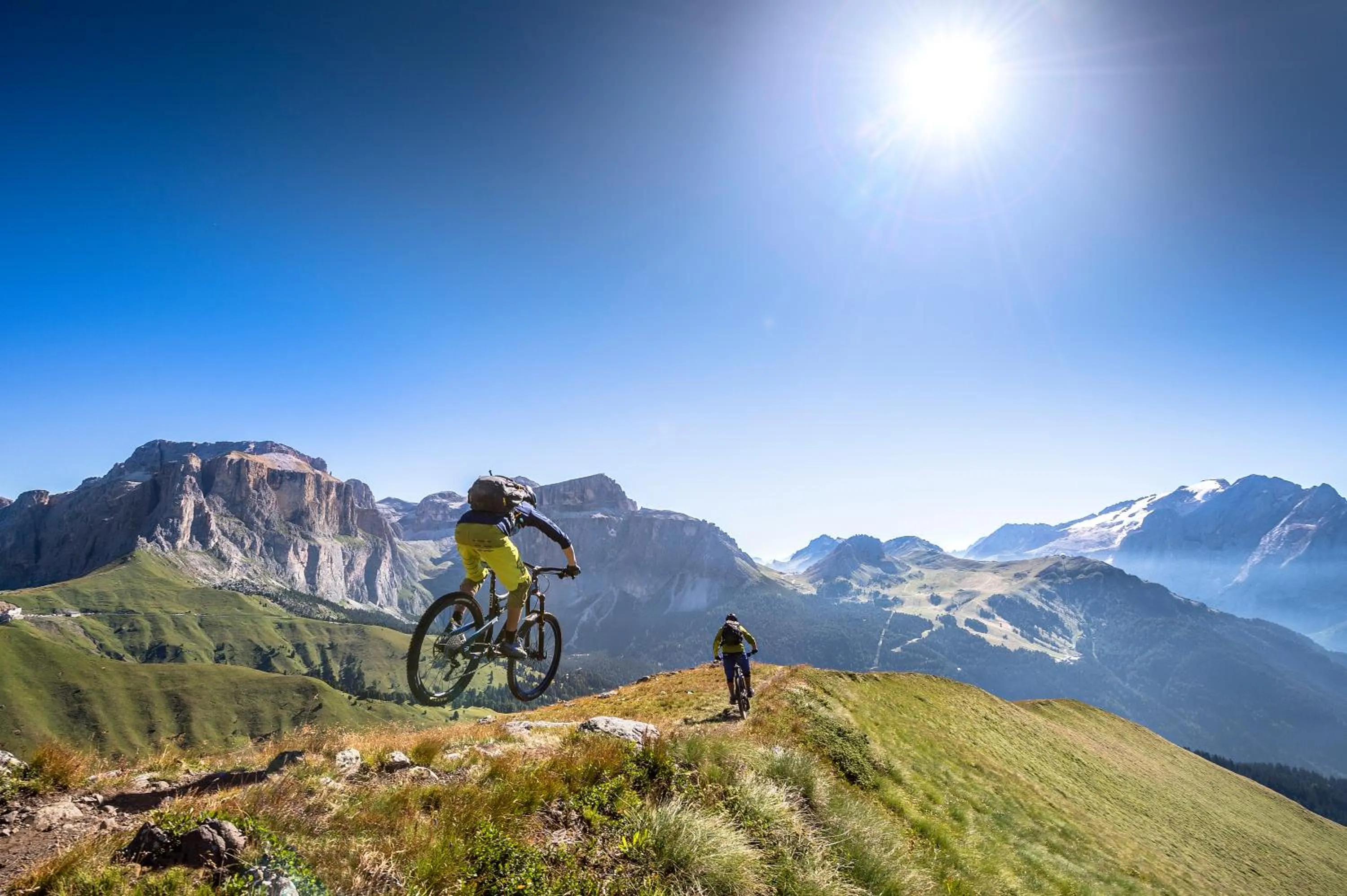 Cycling in Chalet Pineta relax location