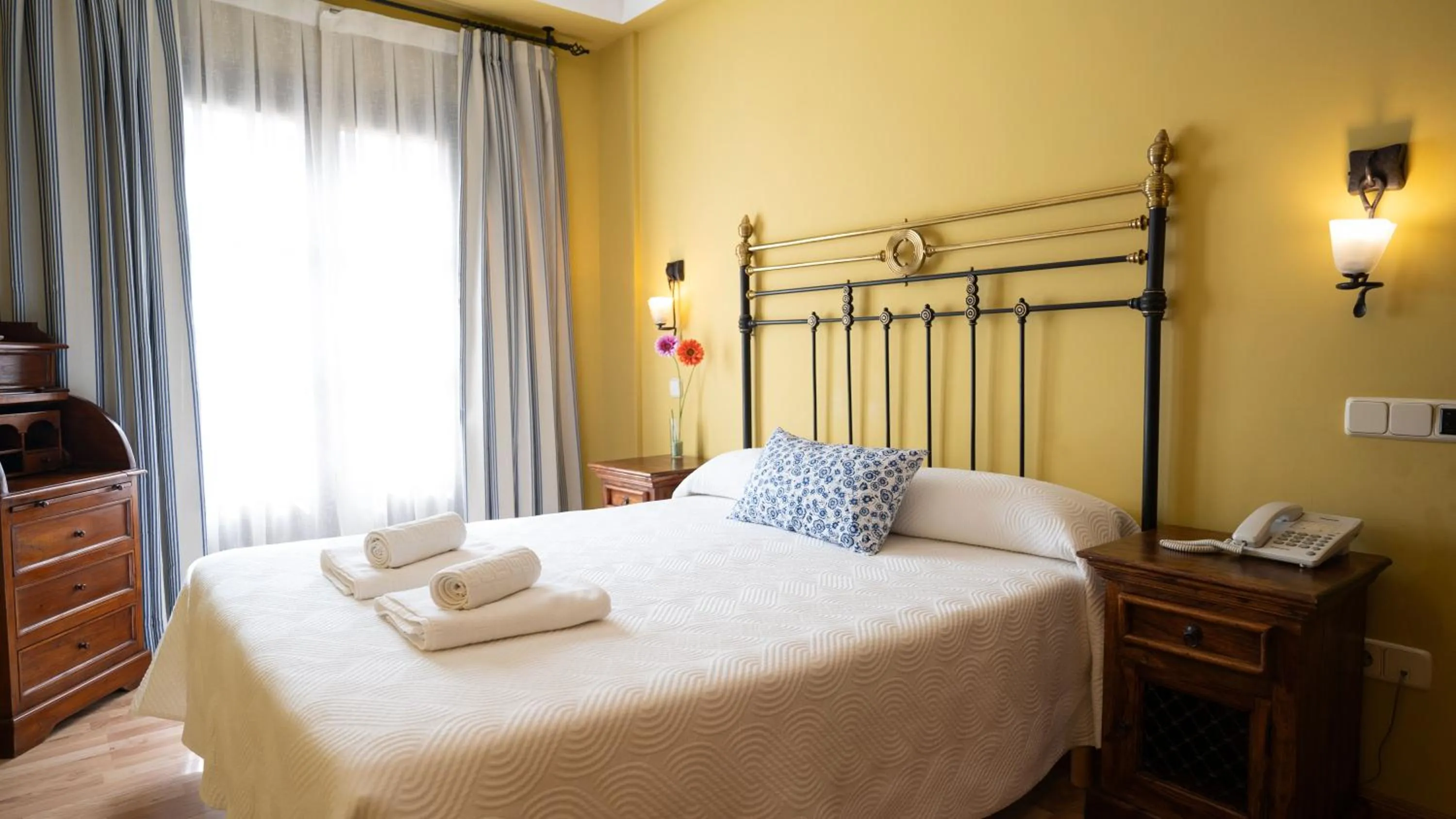 Bedroom, Bed in Hospederia Princesa Elima