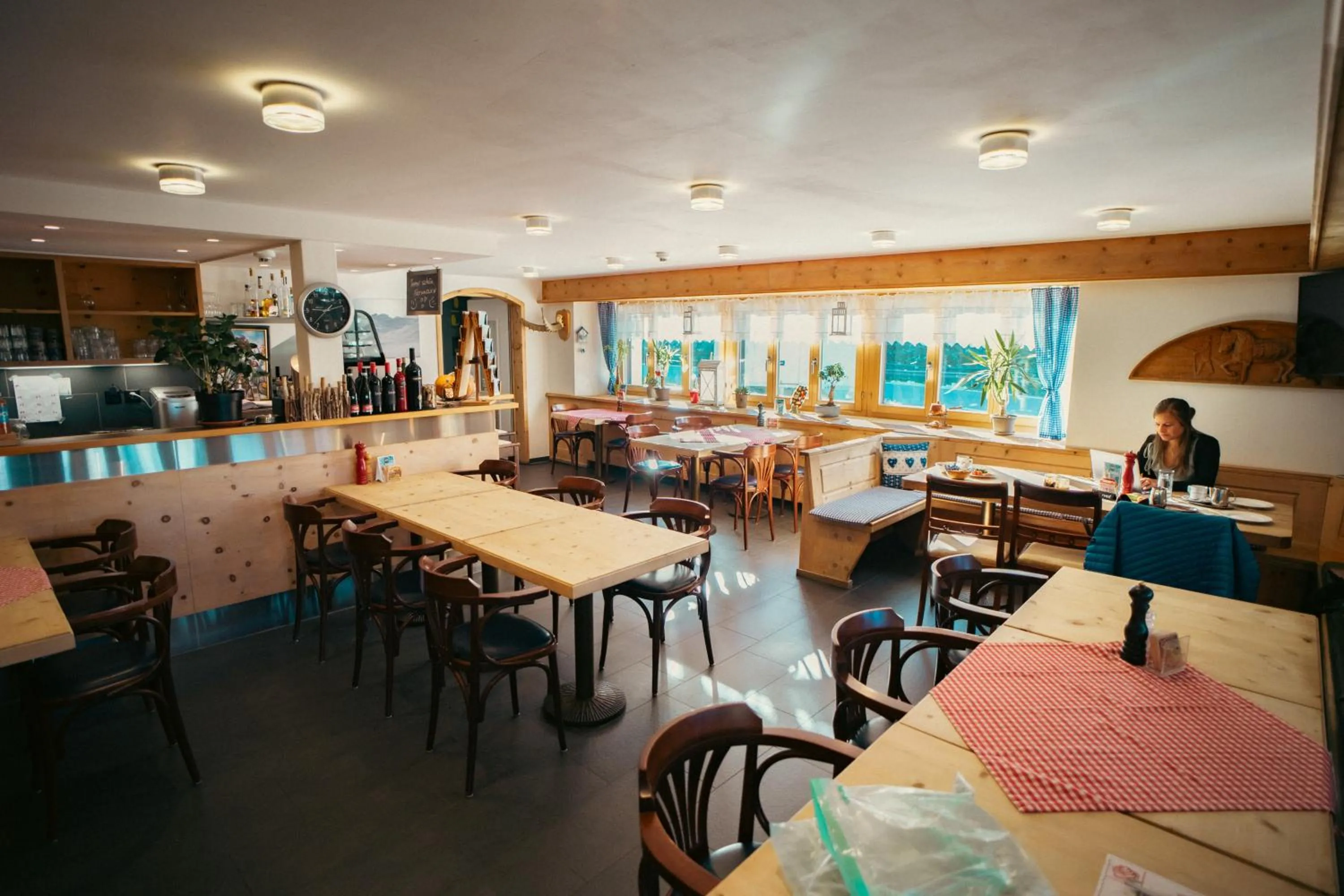 Restaurant/places to eat in Ospizio La Veduta