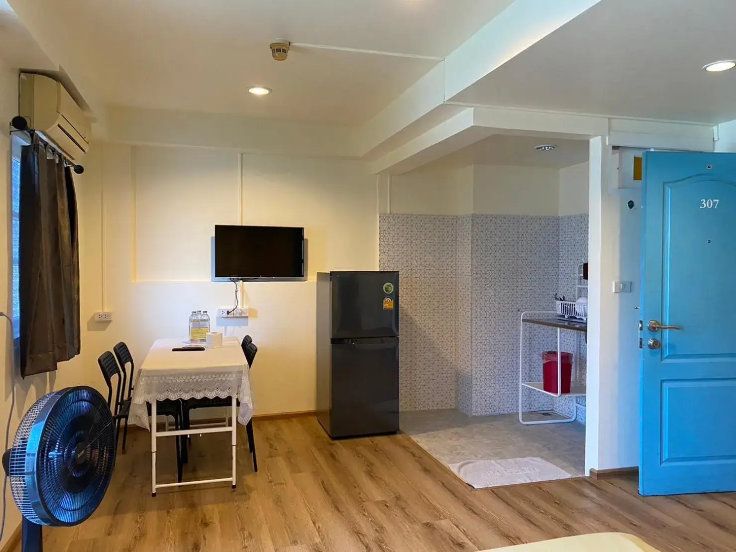 Roof View Place Roof View Place