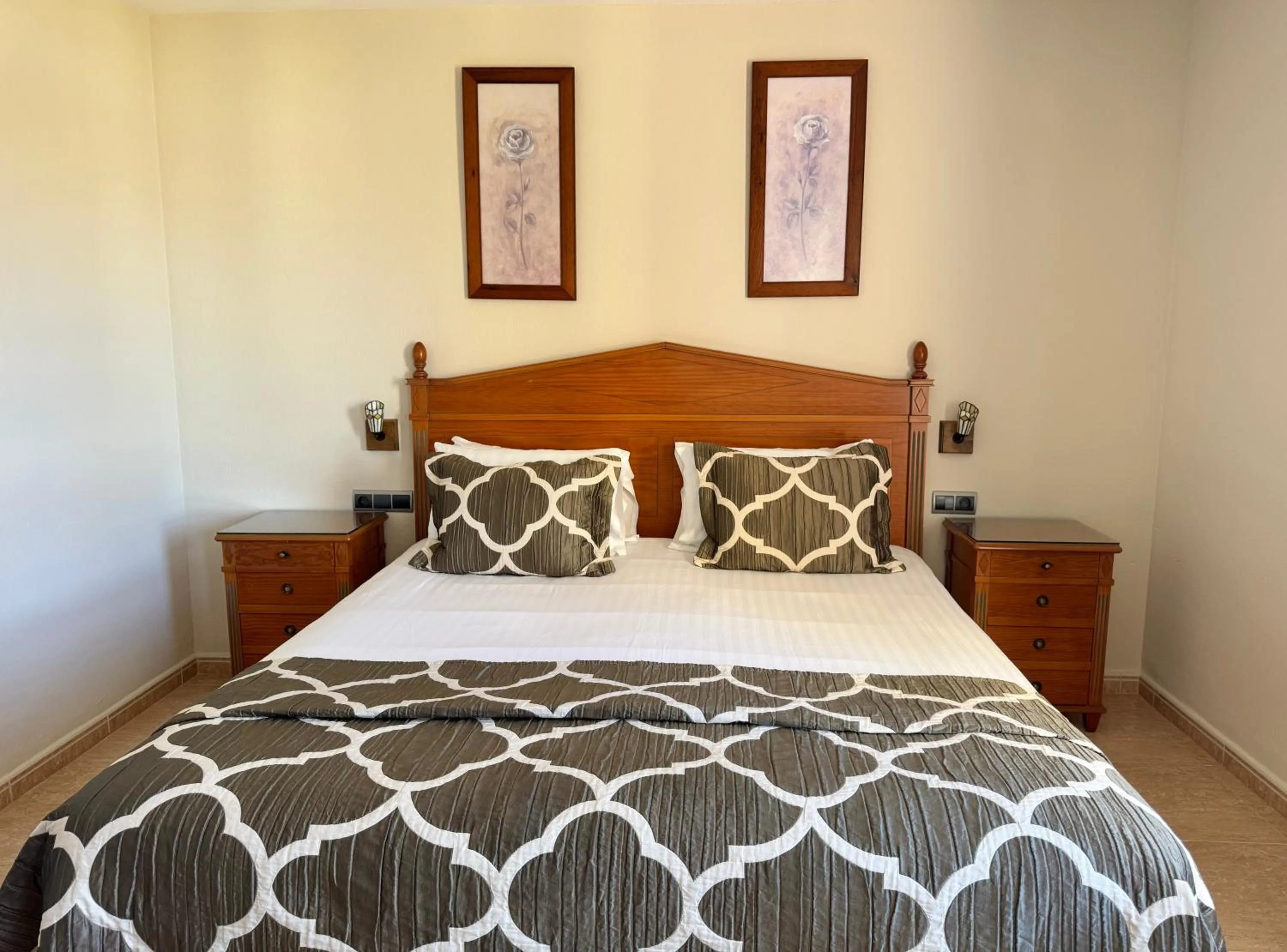 Bedroom, Bed in Macdonald Doña Lola Resort