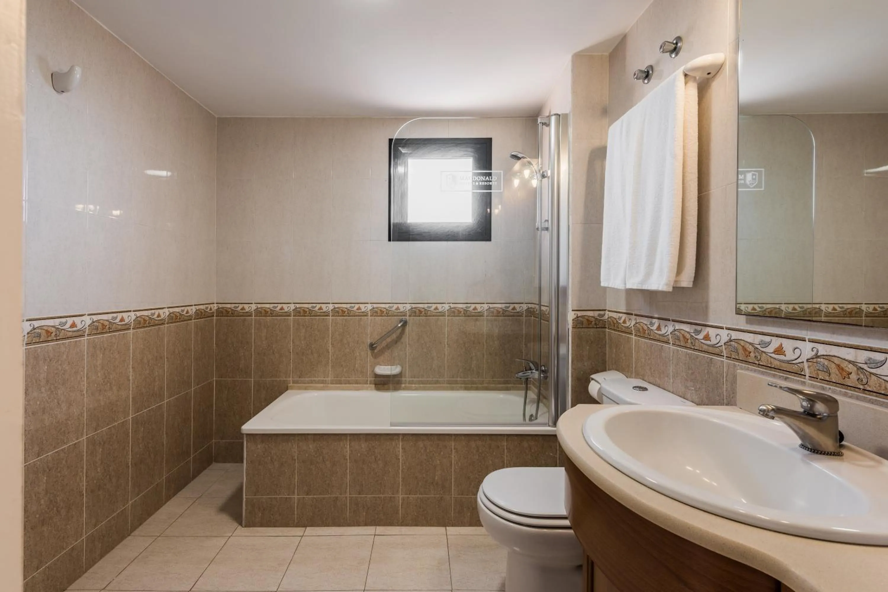 Shower in Macdonald Doña Lola Resort