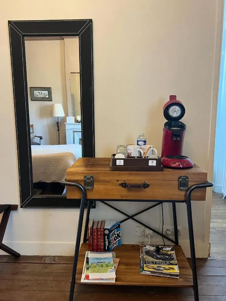 Bedroom in Les Tuileries de Chanteloup