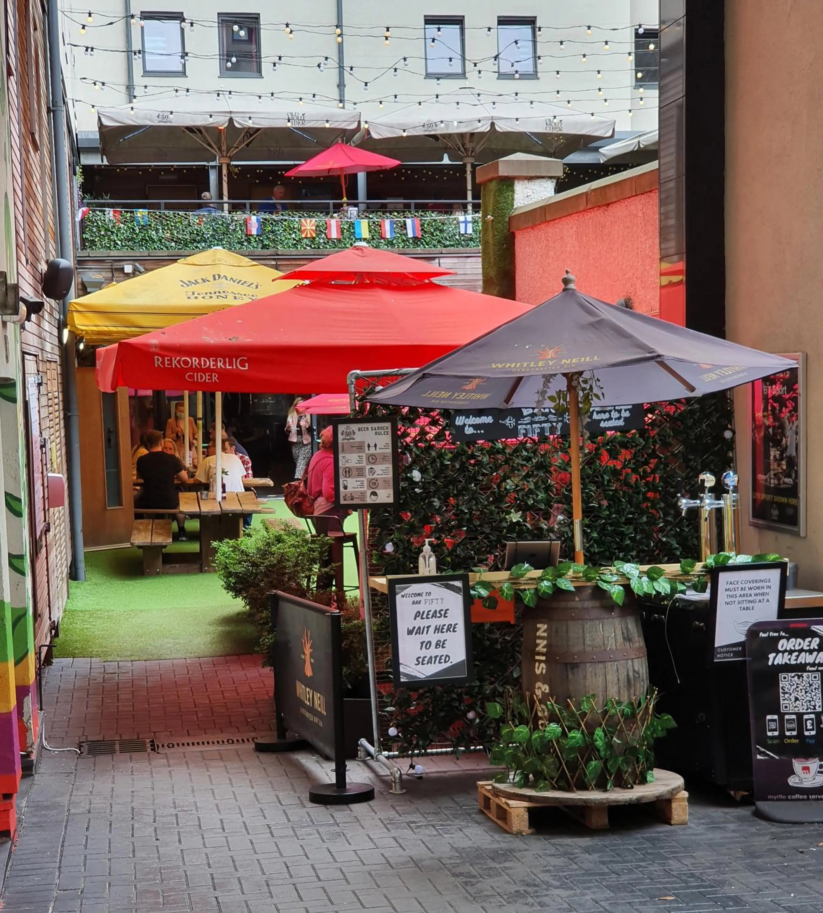 Patio in Smart City Hostels by Safestay, Edinburgh