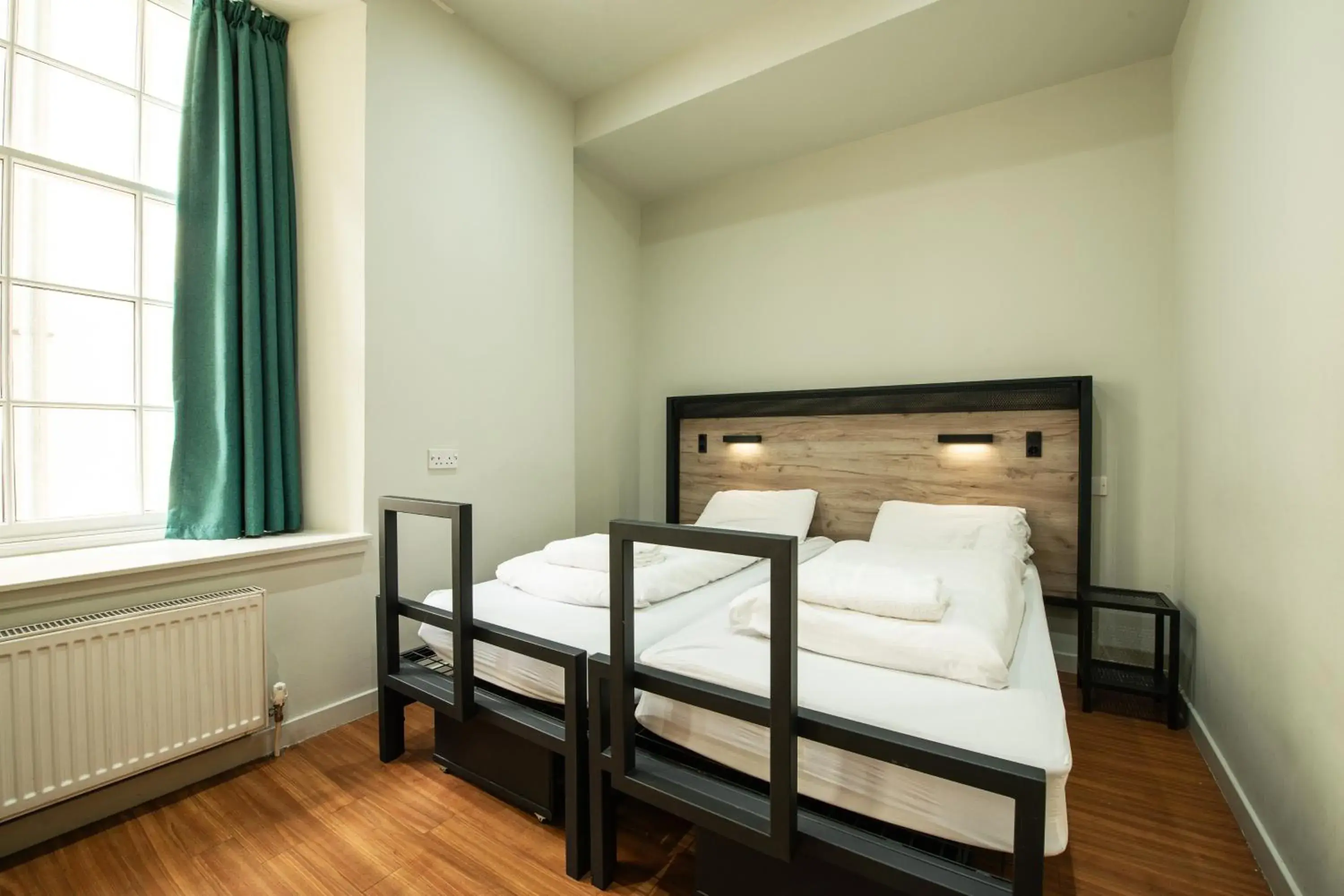 Twin Room in Smart City Hostels by Safestay, Edinburgh Twin Room in Smart City Hostels by Safestay, Edinburgh
