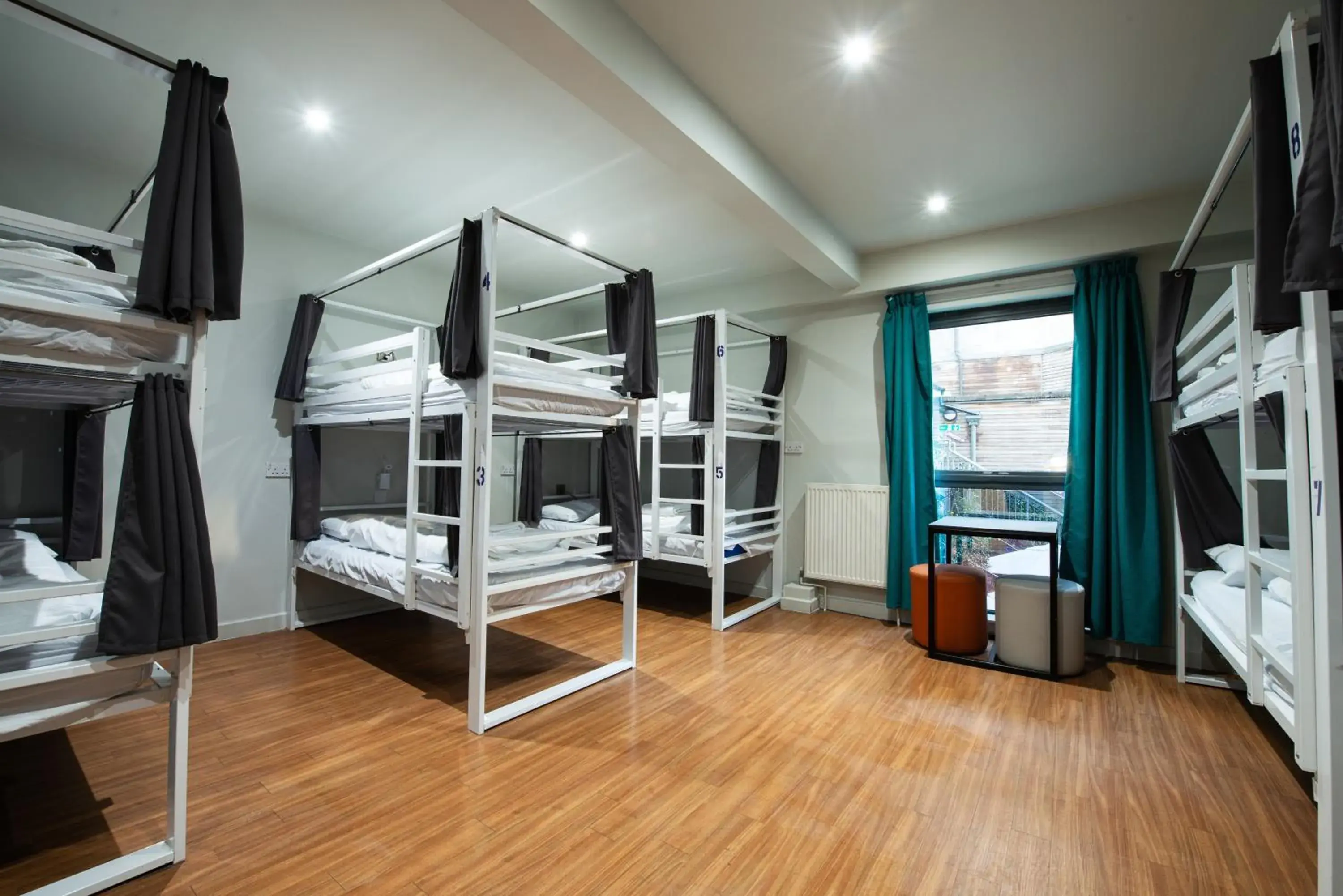 Bed in 10-Bed Mixed Dormitory Room in Smart City Hostels by Safestay, Edinburgh Bed in 10-Bed Mixed Dormitory Room in Smart City Hostels by Safestay, Edinburgh