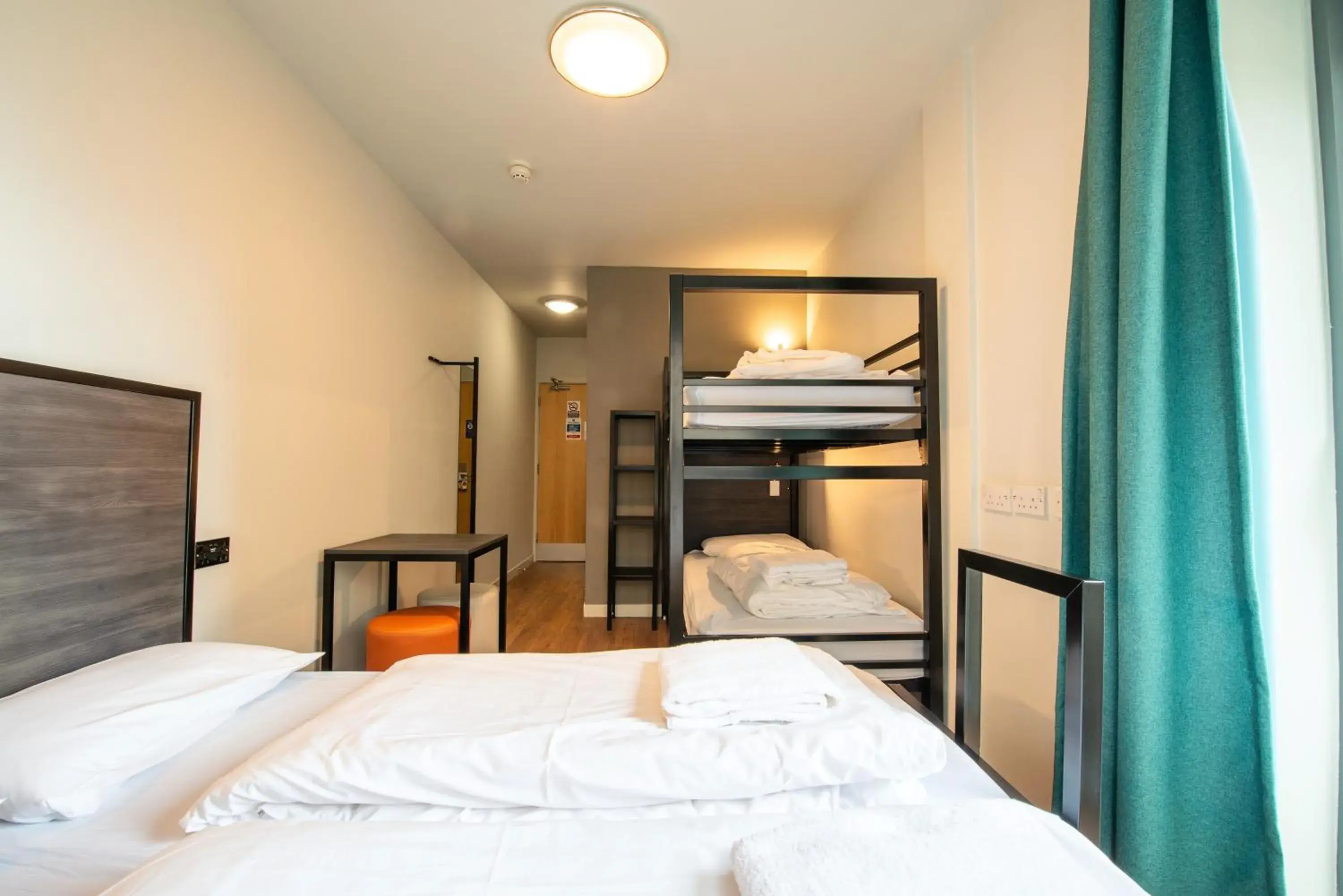 Family Room in Smart City Hostels by Safestay, Edinburgh Family Room in Smart City Hostels by Safestay, Edinburgh
