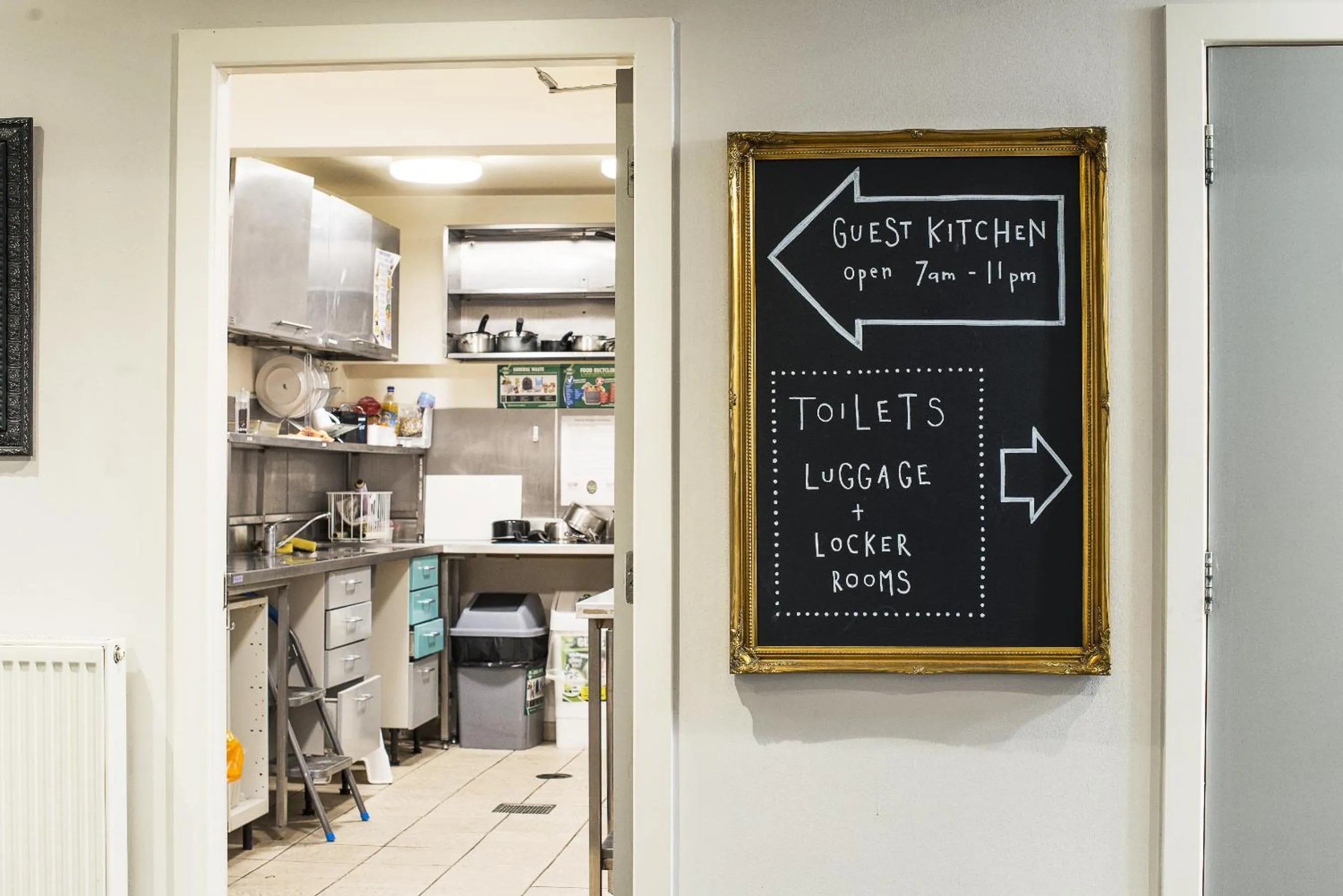 Communal kitchen in Smart City Hostels by Safestay, Edinburgh