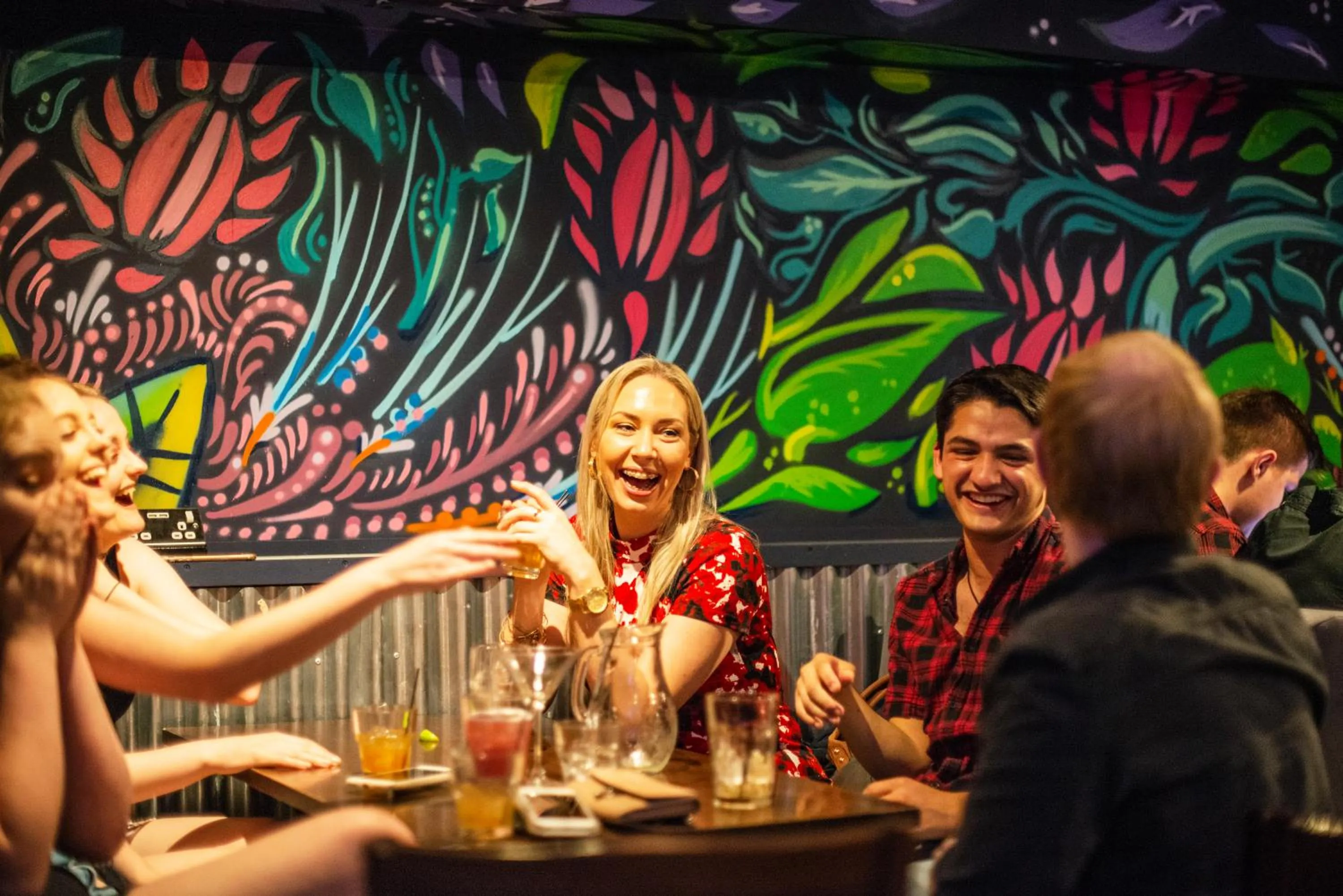 Evening entertainment in Smart City Hostels by Safestay, Edinburgh