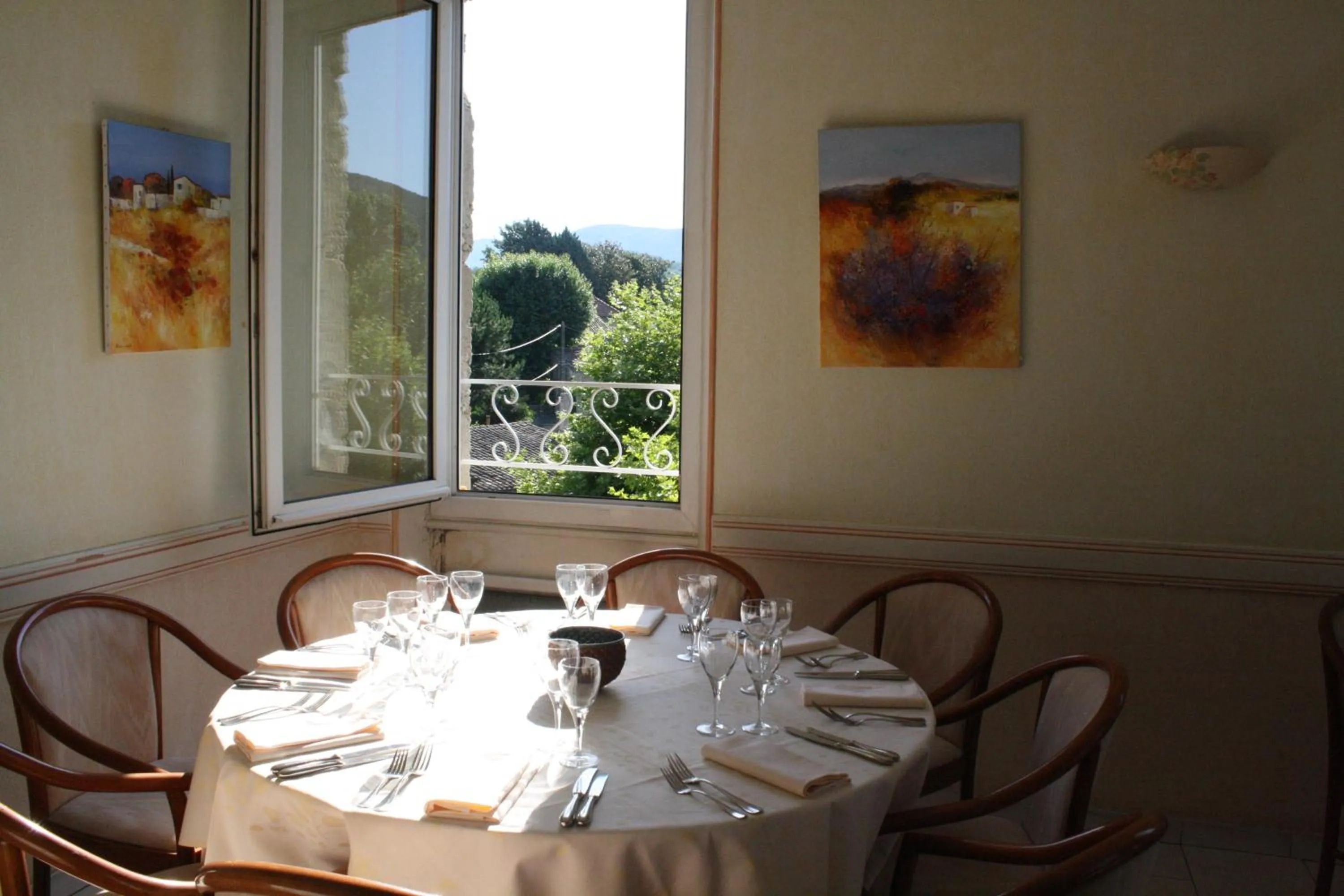 Logis Hôtel Le Jabron