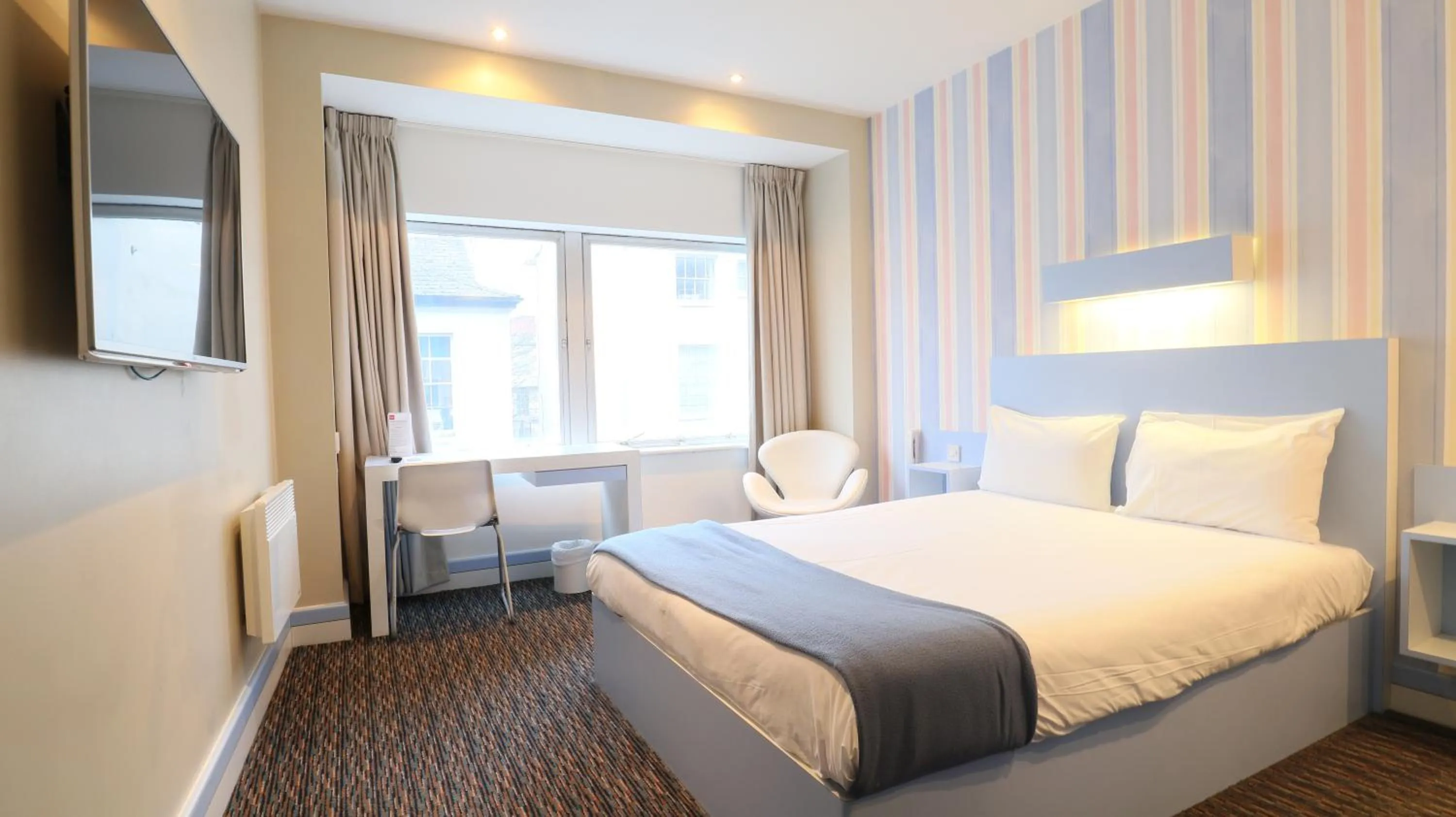 Bed in Citrus Hotel Cheltenham by Compass Hospitality