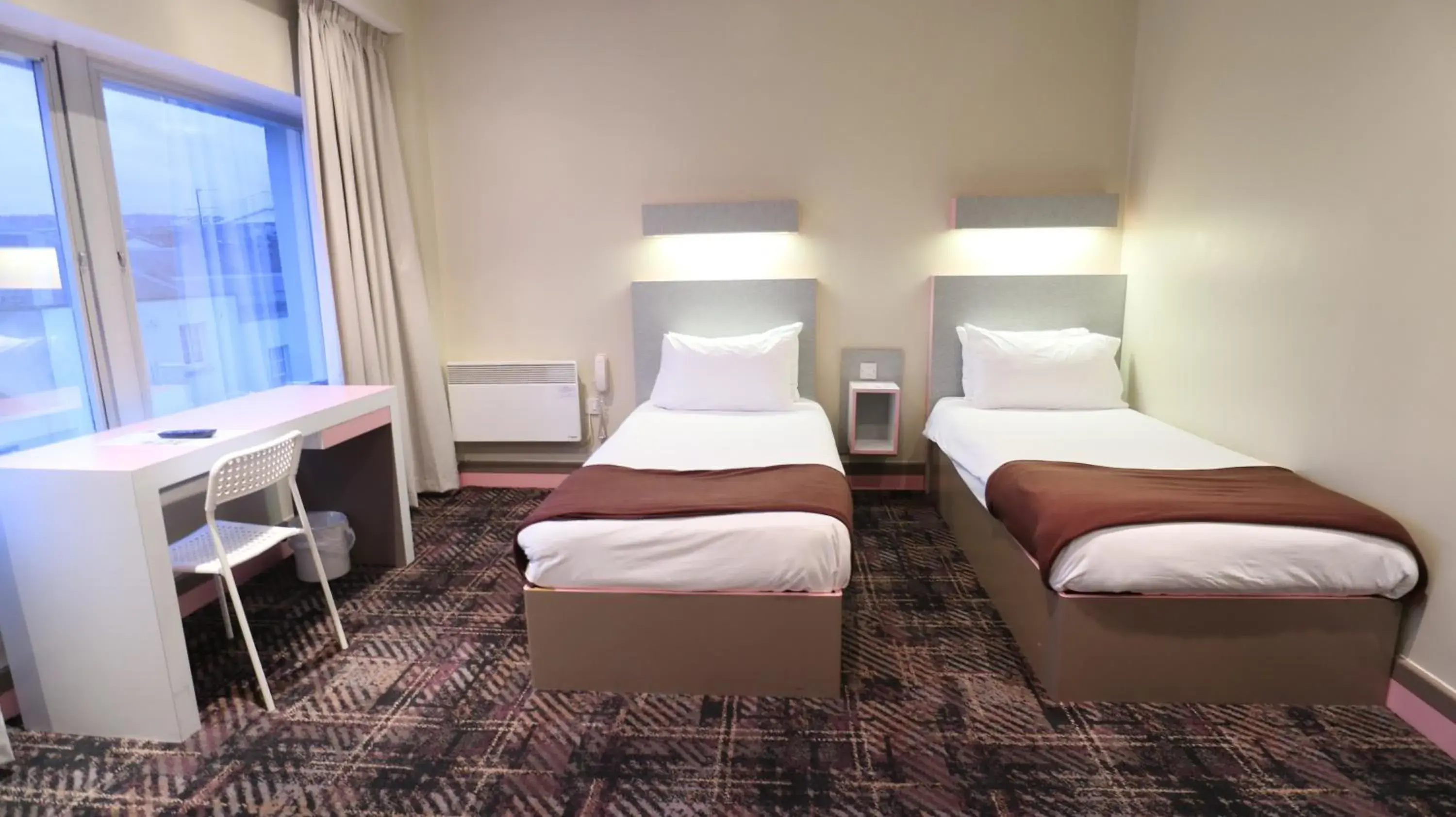 Bedroom in Citrus Hotel Cheltenham by Compass Hospitality Bedroom in Citrus Hotel Cheltenham by Compass Hospitality