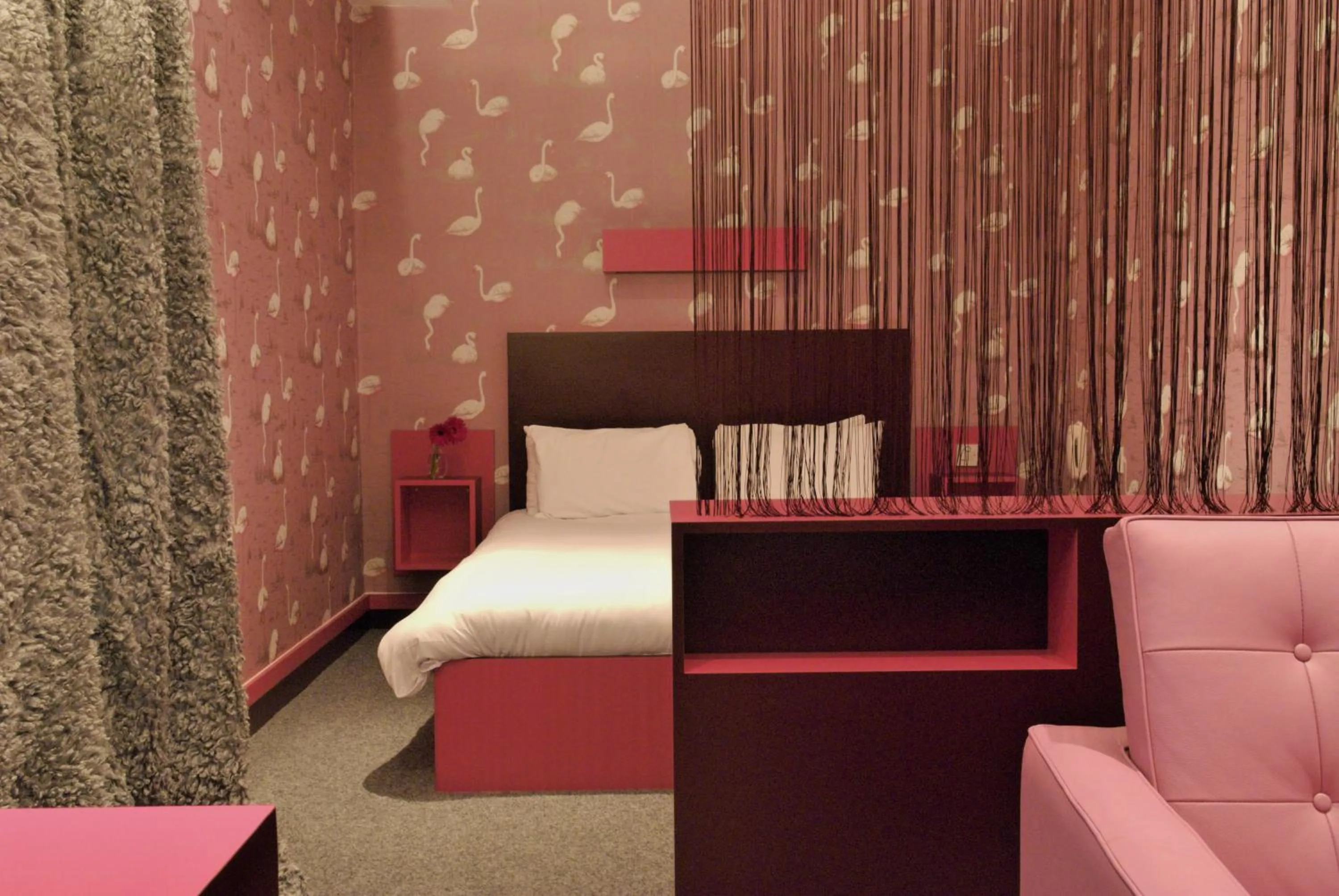 Photo of the whole room in Citrus Hotel Cheltenham by Compass Hospitality