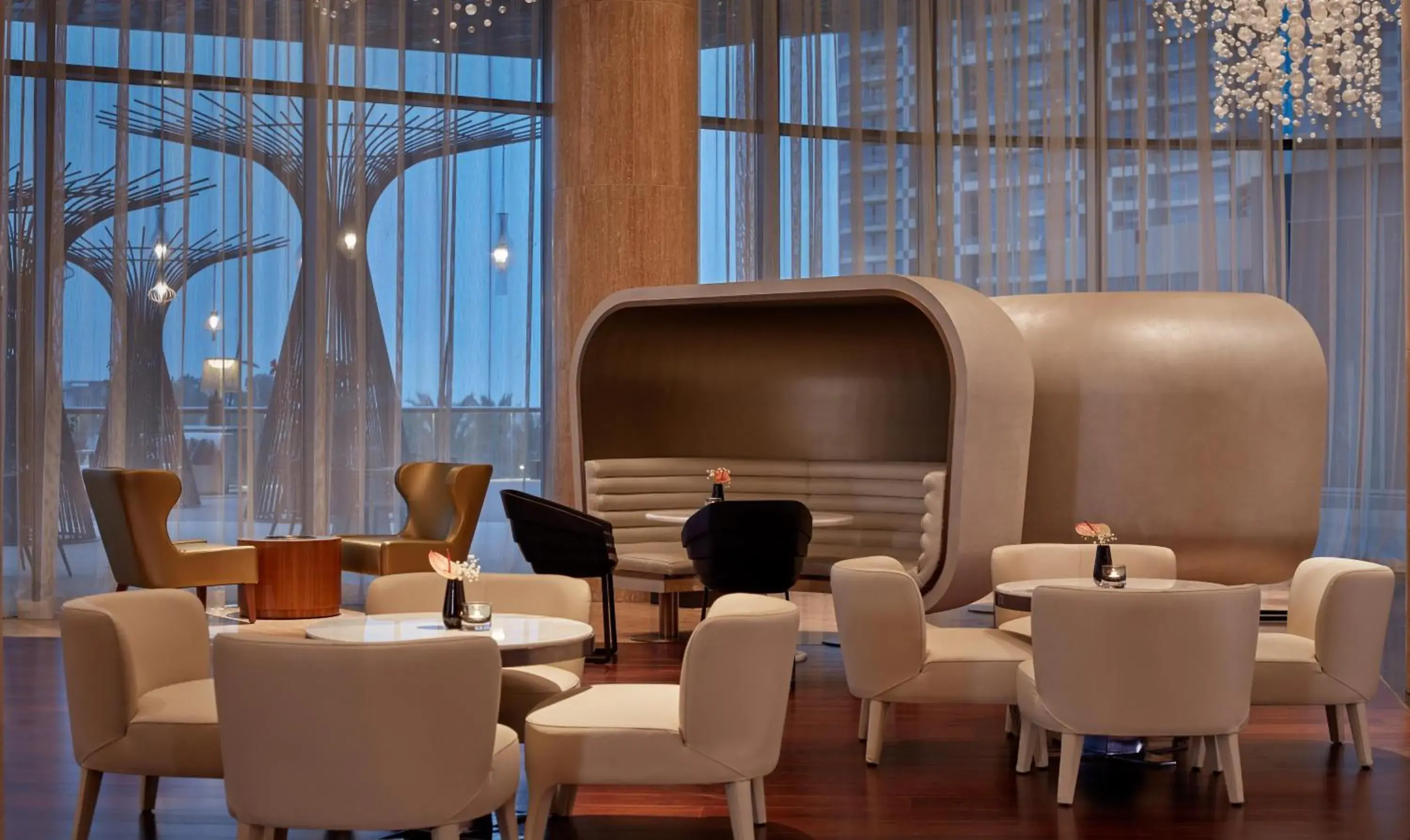 Lounge or bar in Grand Hyatt Abu Dhabi Hotel & Residences Emirates Pearl Lounge or bar in Grand Hyatt Abu Dhabi Hotel & Residences Emirates Pearl