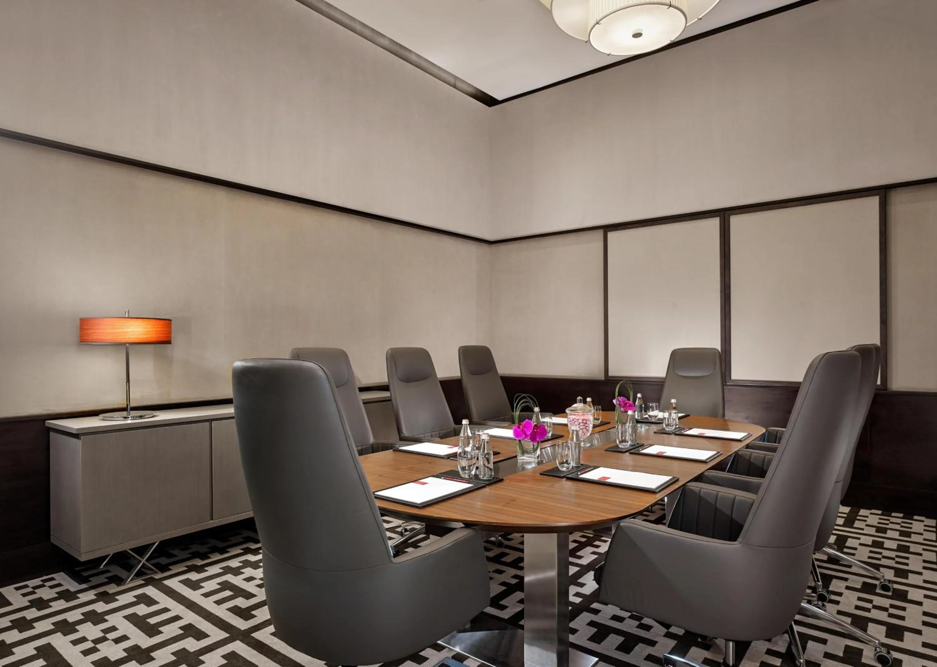Meeting/conference room in Grand Hyatt Abu Dhabi Hotel & Residences Emirates Pearl