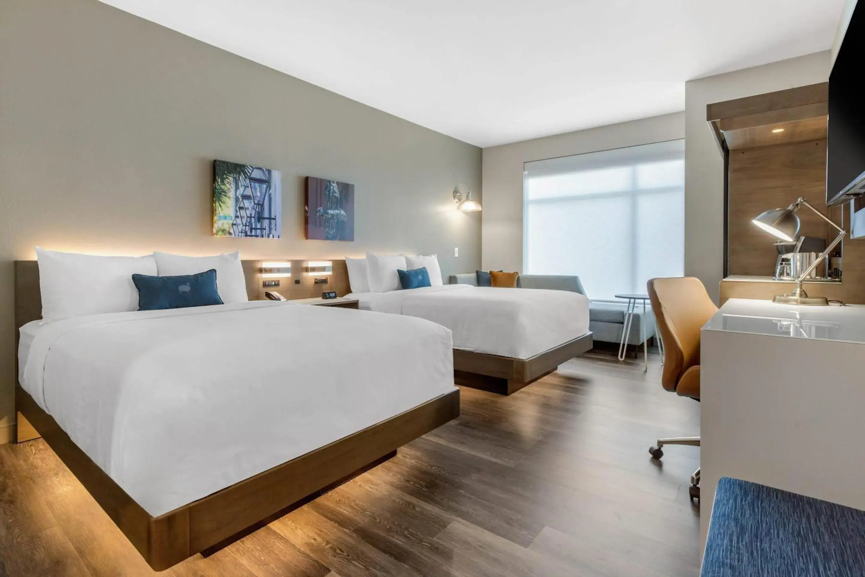 Bedroom, Bed in Cambria Hotel Mount Pleasant - Charleston Bedroom, Bed in Cambria Hotel Mount Pleasant - Charleston