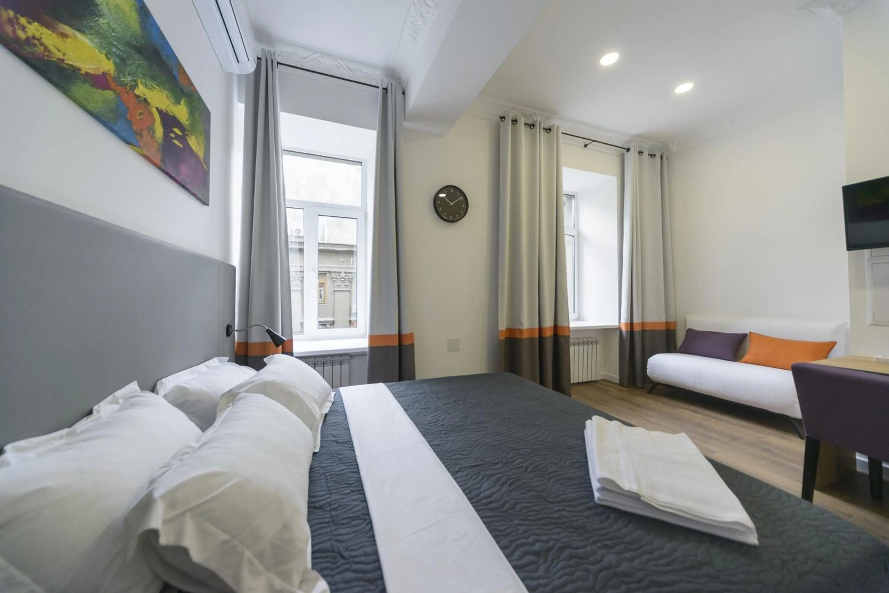 Stylish Passage View apartment Khreschatyk 15 in Partner Guest House Khreschatyk