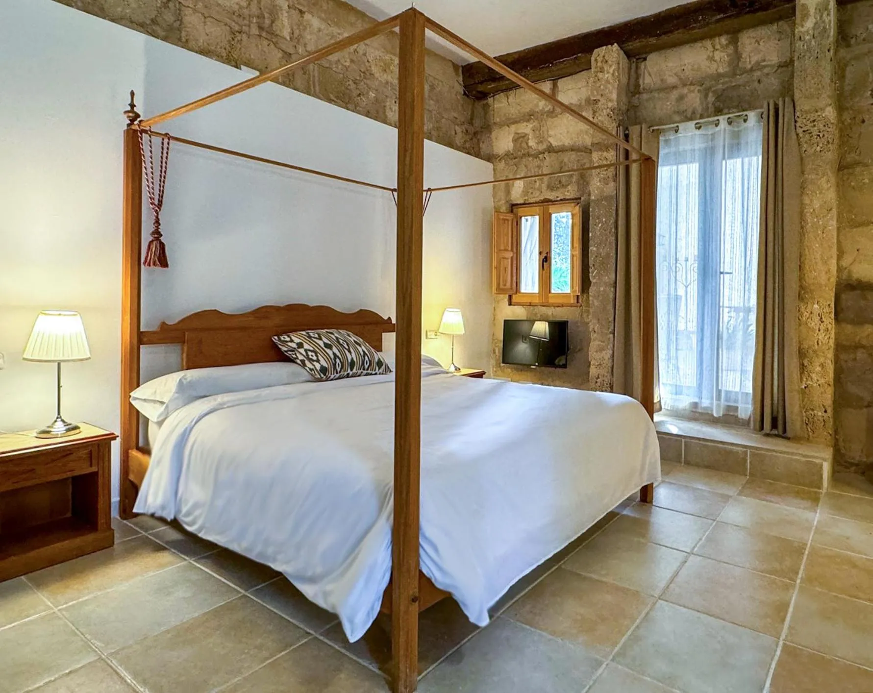 Photo of the whole room, Bed in Finca Son Pont
