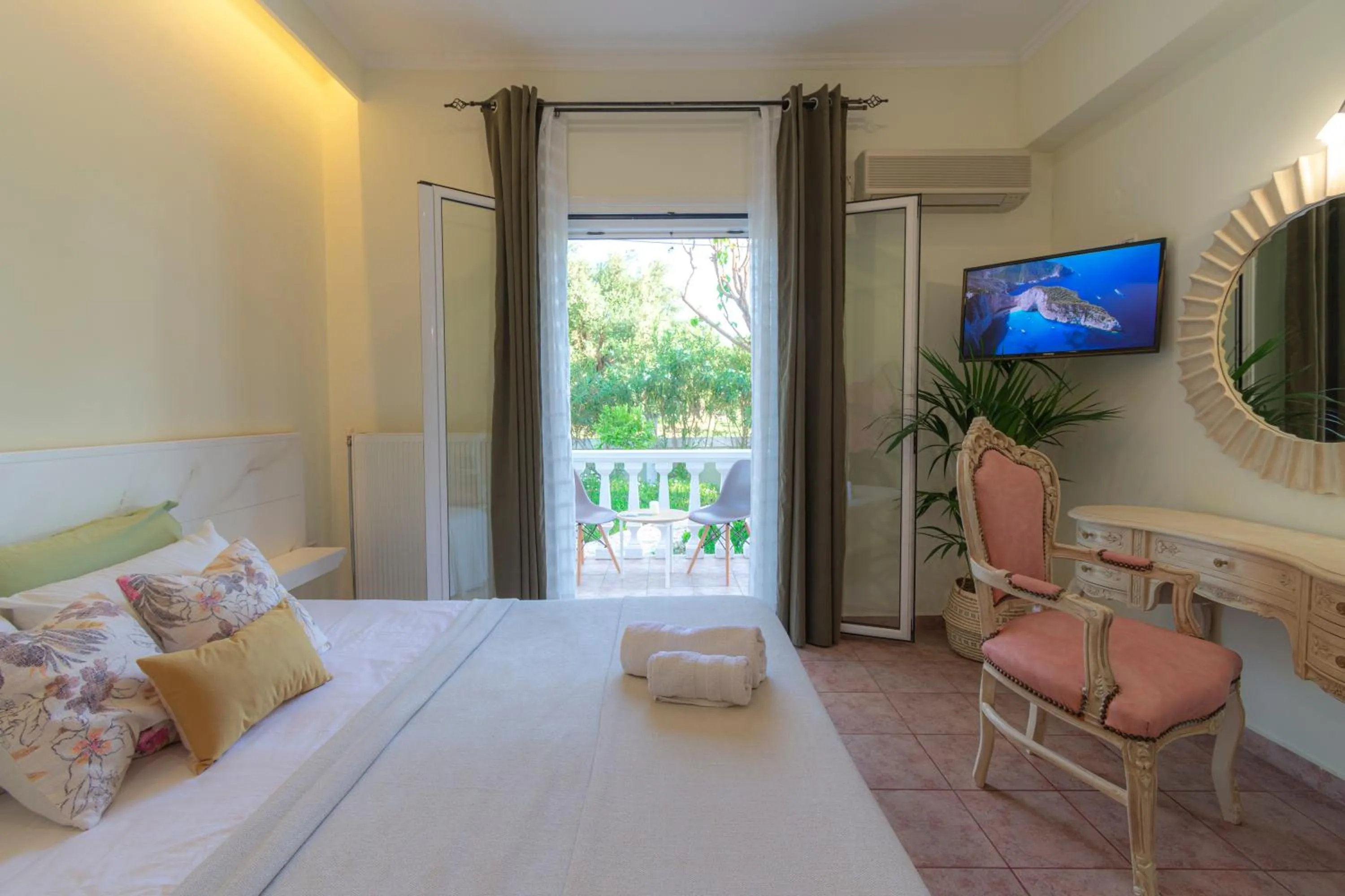Bed in Villas Margaris