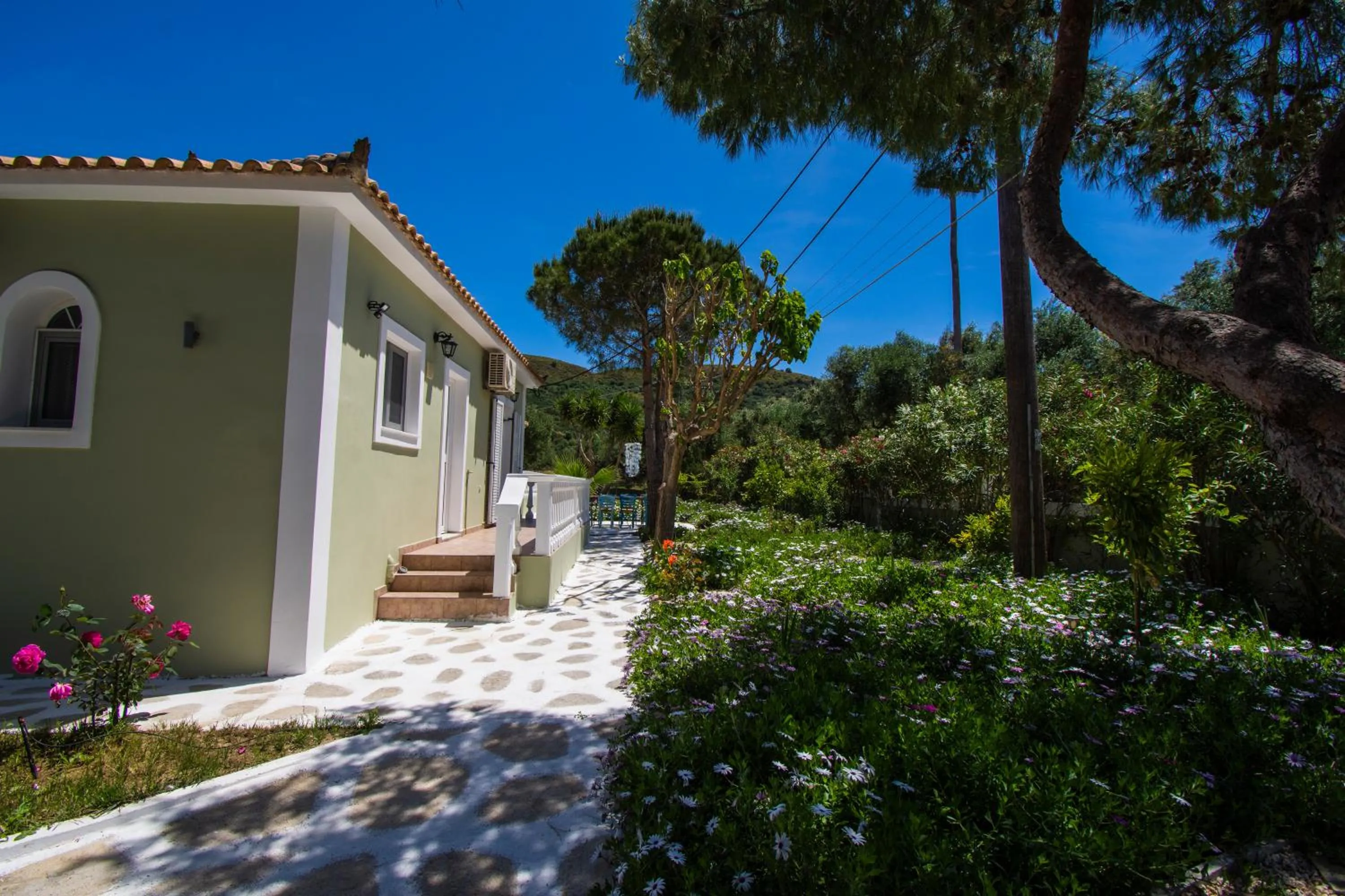 Property building in Villas Margaris