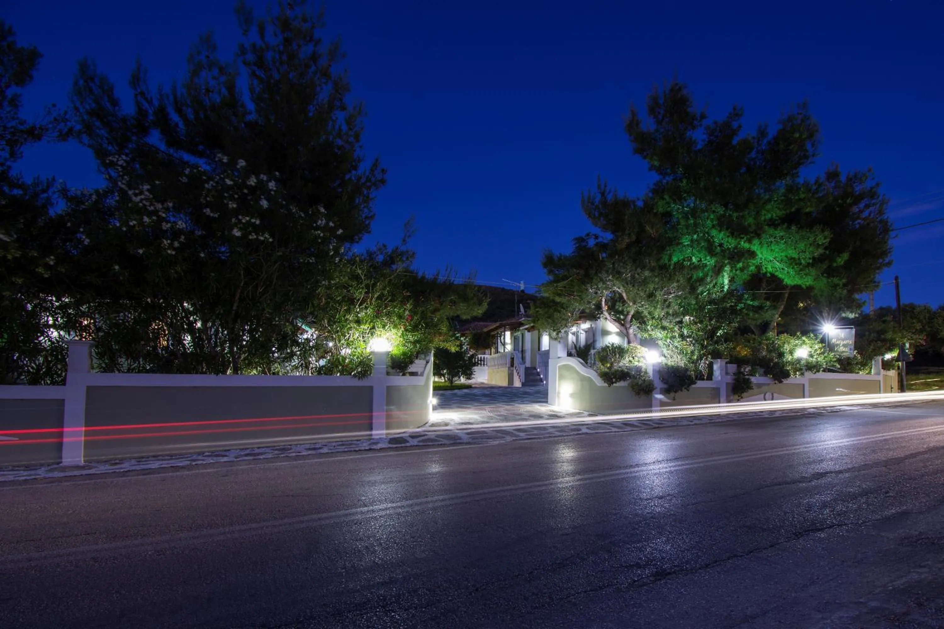 Property building in Villas Margaris