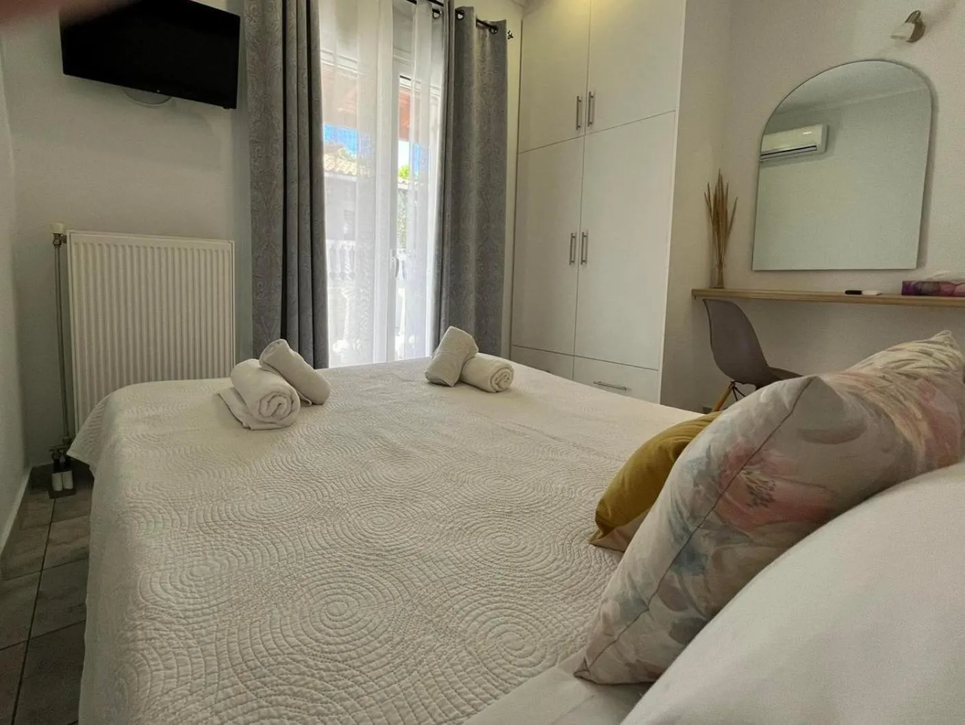 Bedroom, Bed in Villas Margaris
