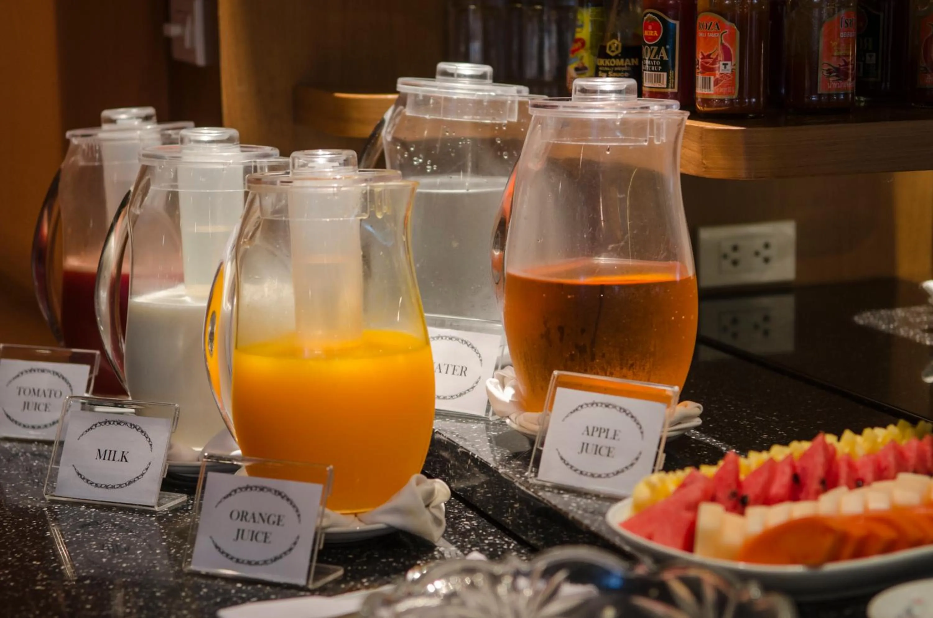 Food and drinks in The Tarntawan Hotel Surawong Bangkok