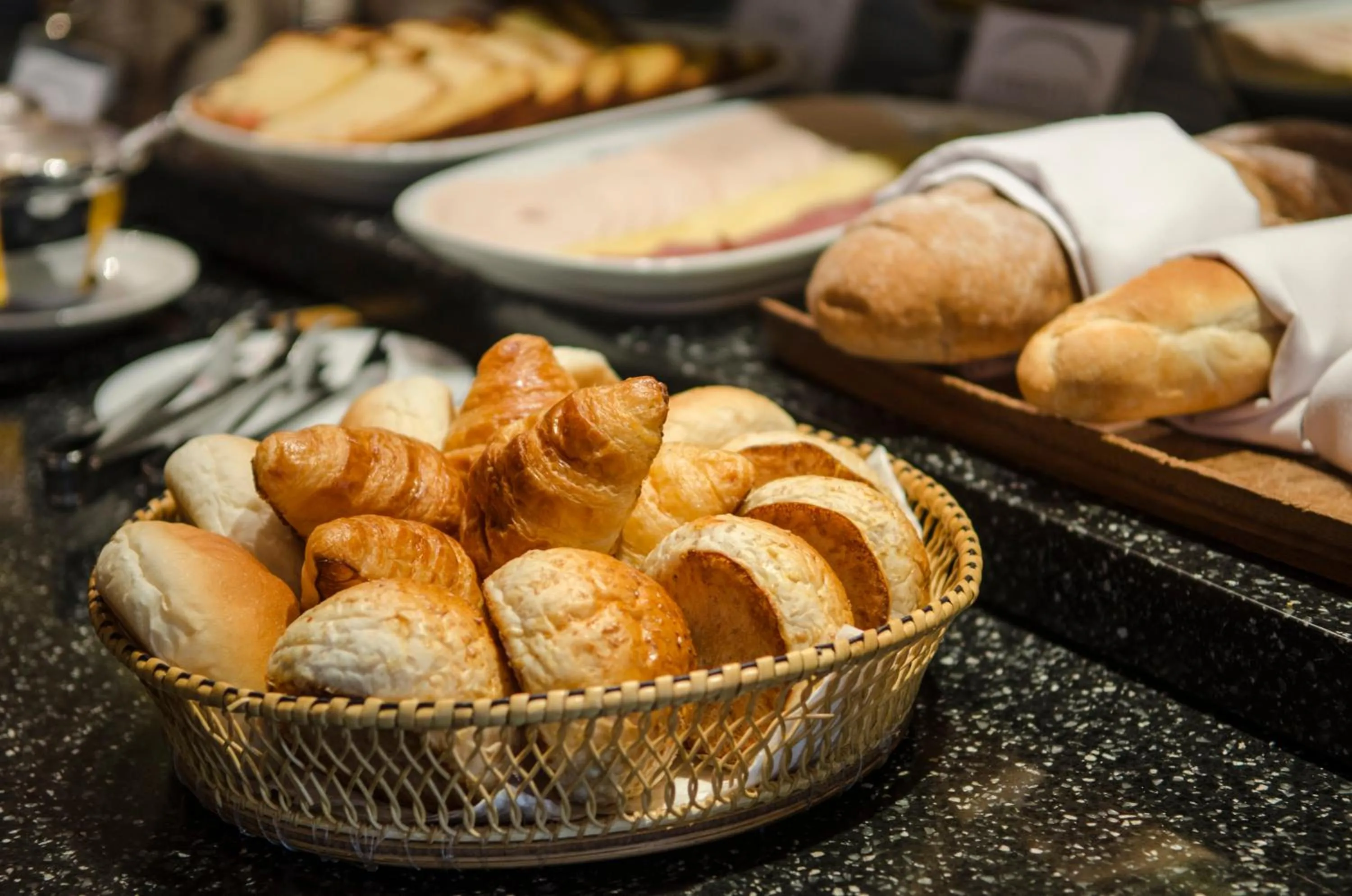 Food and drinks in The Tarntawan Hotel Surawong Bangkok