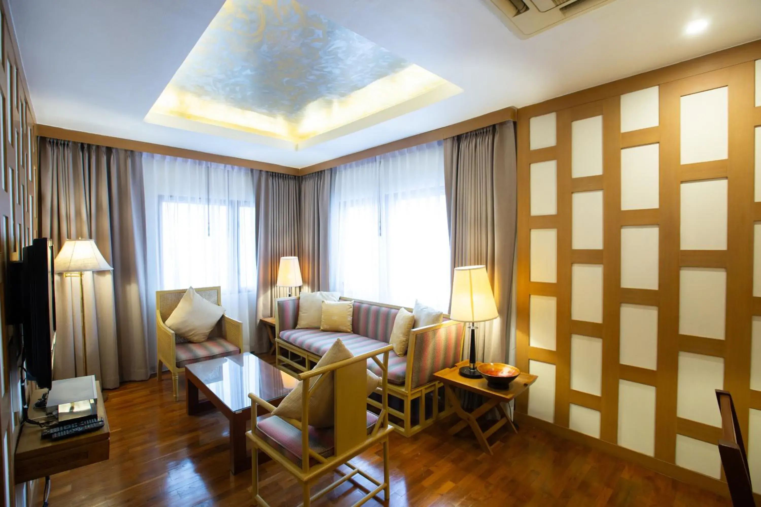 Living room in The Tarntawan Hotel Surawong Bangkok Living room in The Tarntawan Hotel Surawong Bangkok