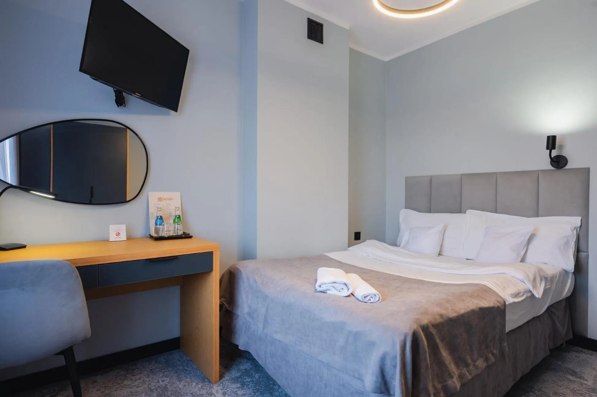 Bed in Hotel Poniatowski