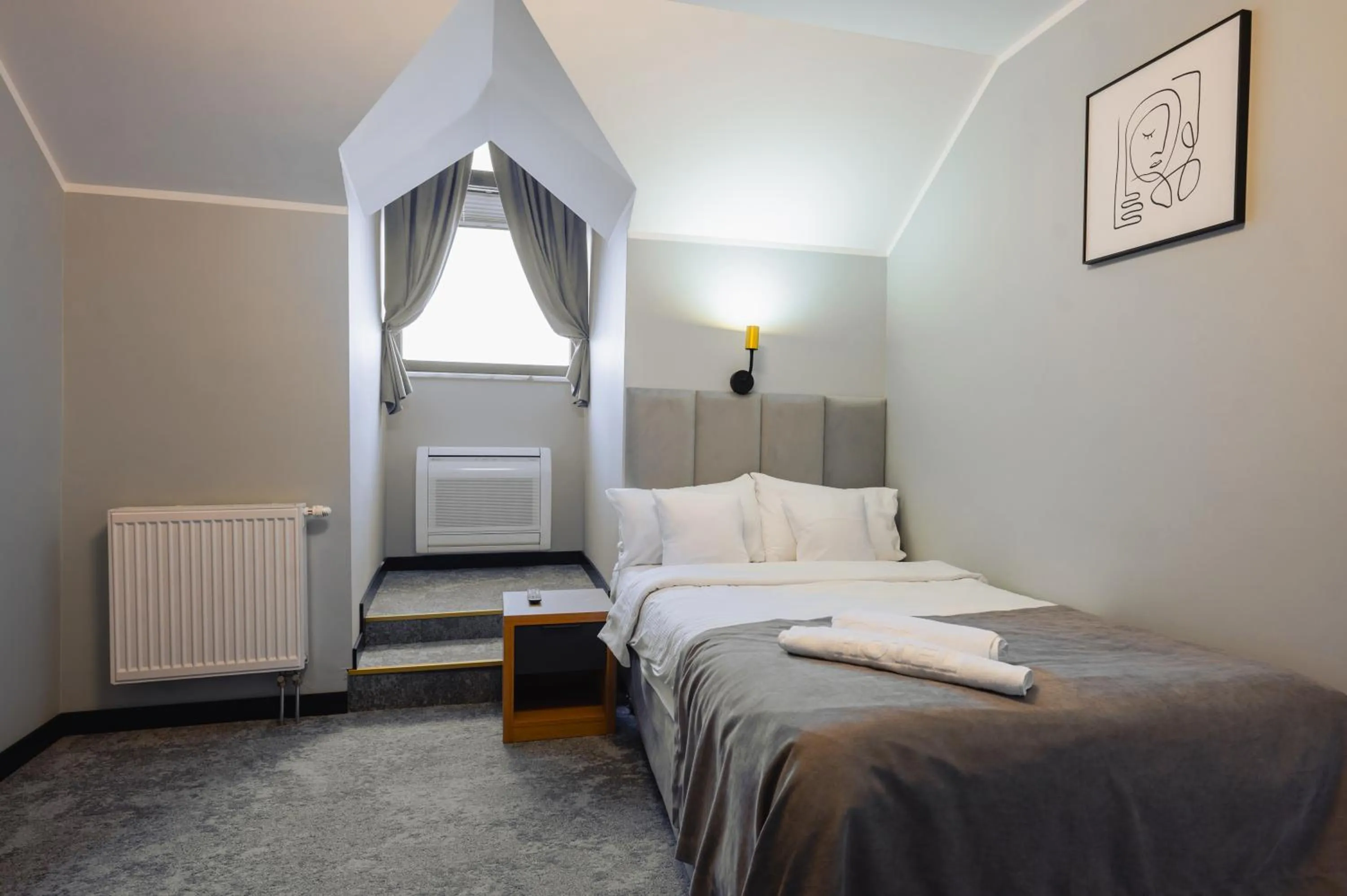 Bed in Hotel Poniatowski