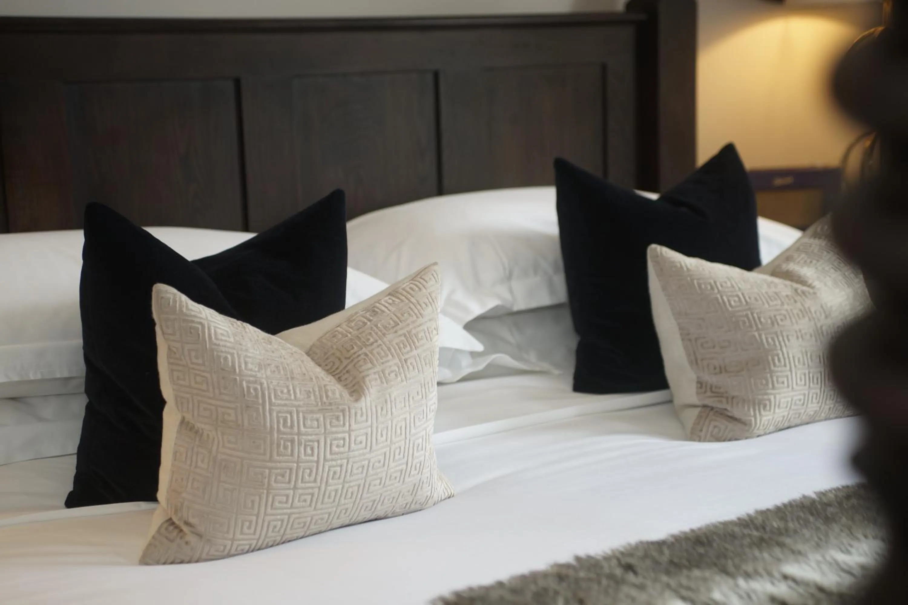 Bedroom, Bed in Beechfield House