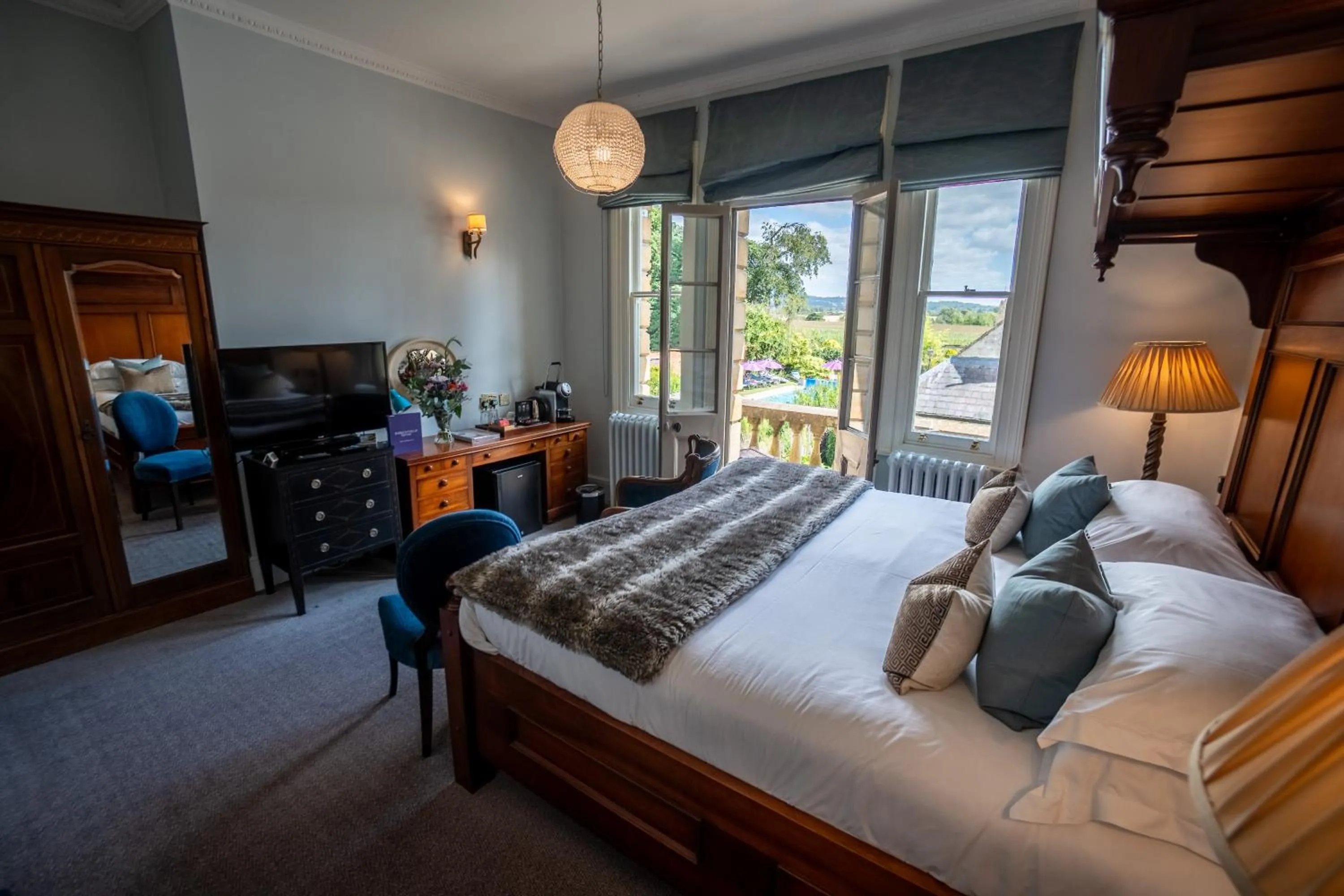 Bed in Beechfield House