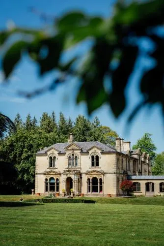 Beechfield House