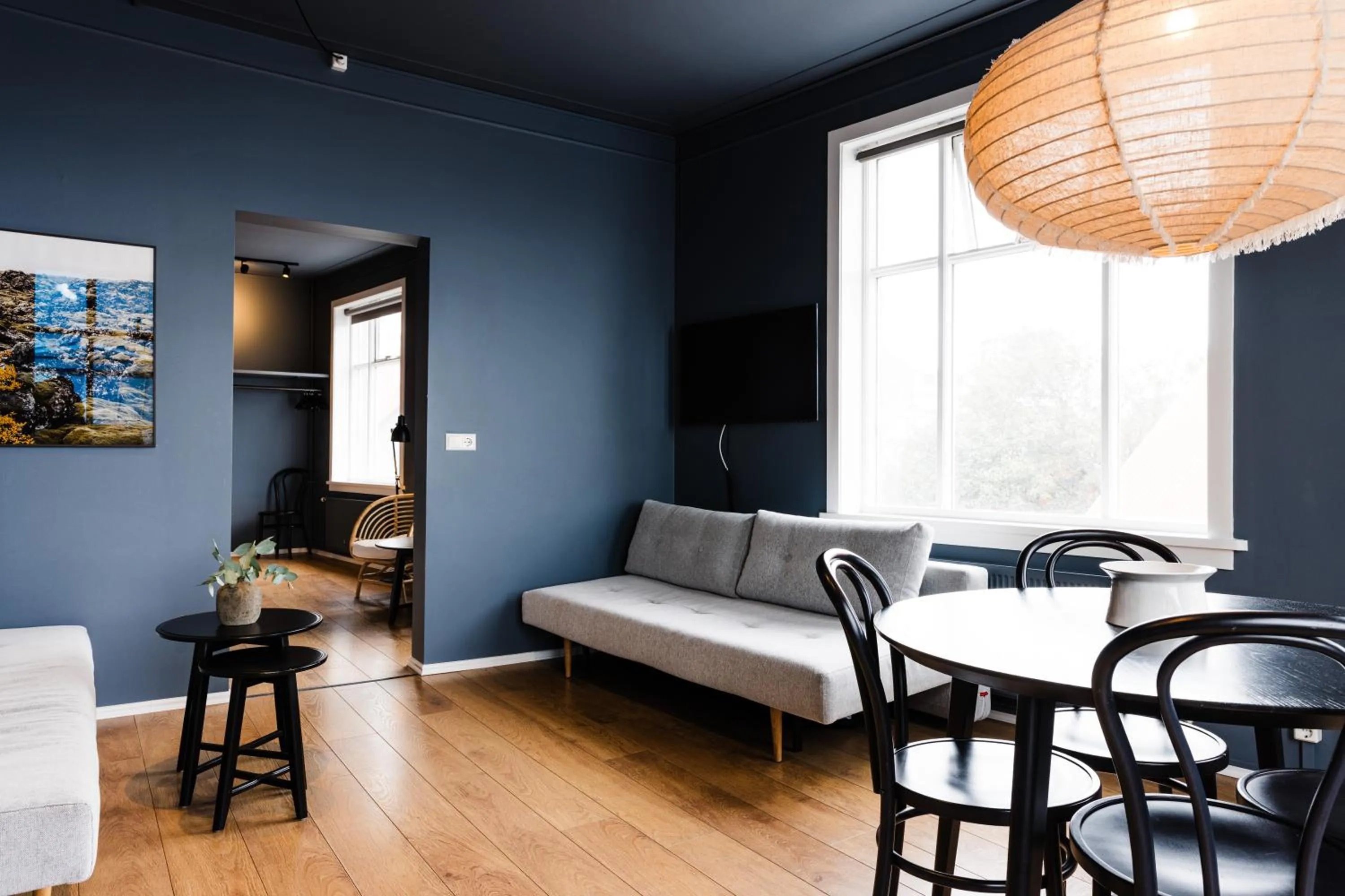 Seating area in Rey Apartments