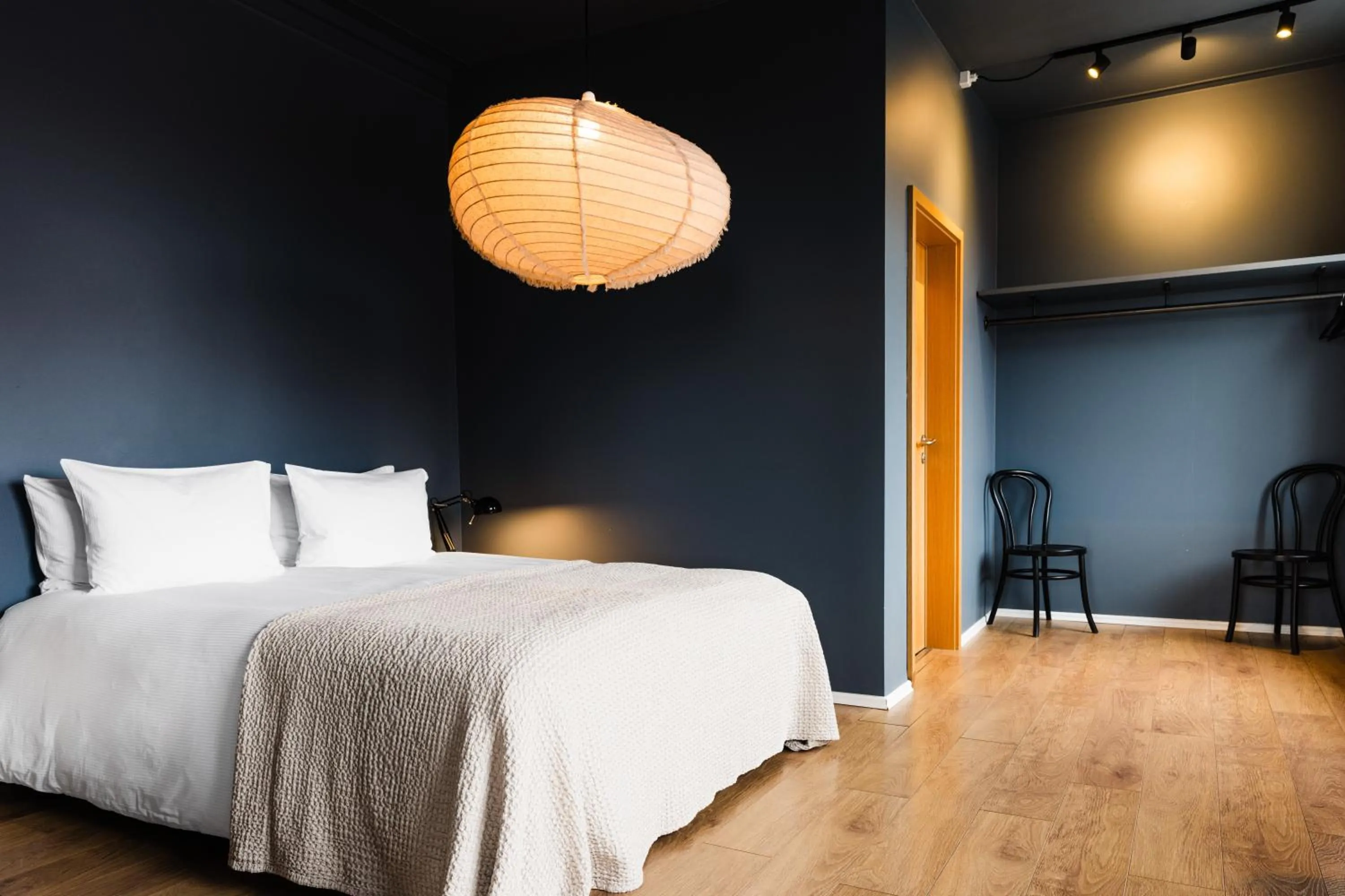 Bed in Rey Apartments