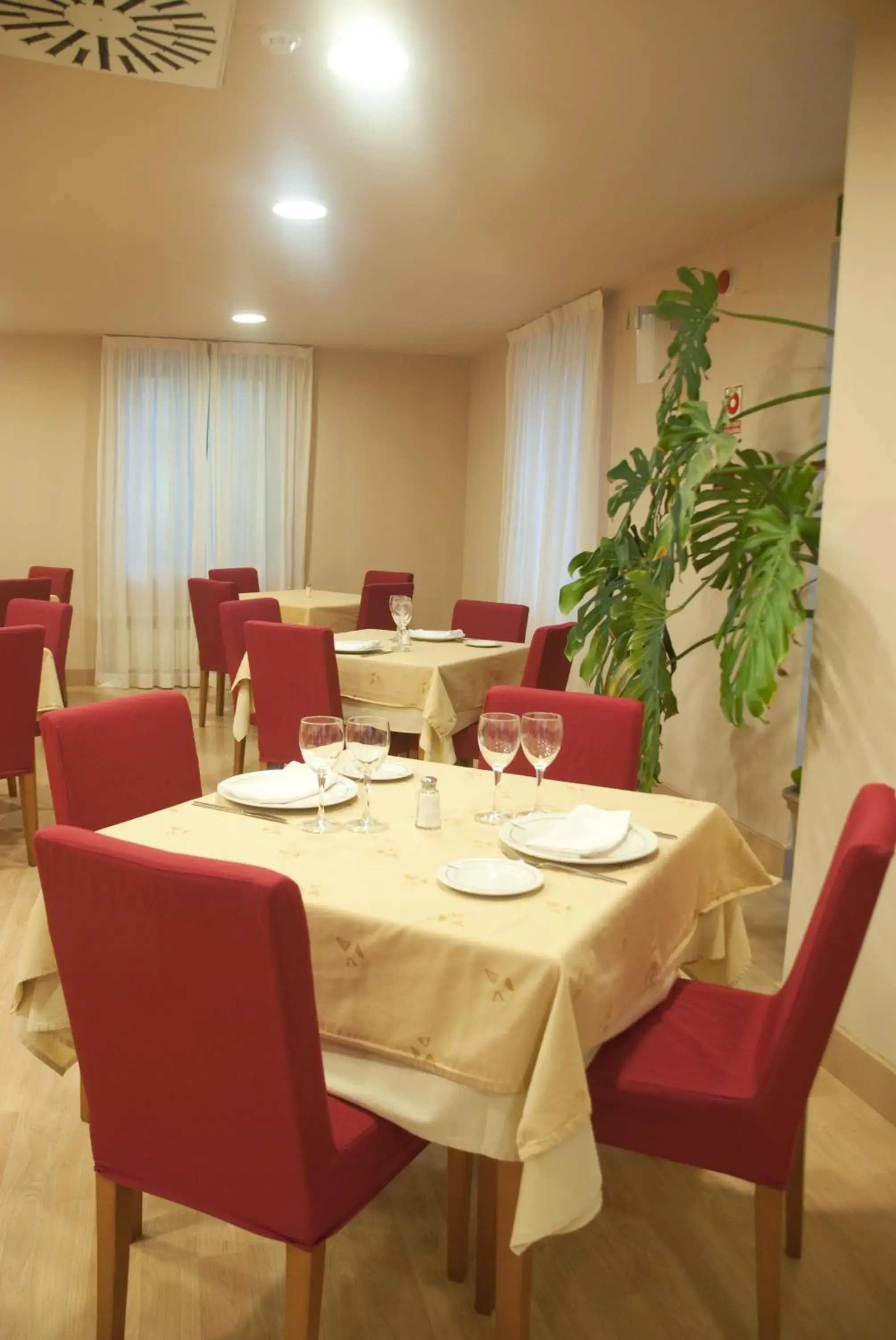 Restaurant/places to eat in Salugral Termal Resort Restaurant/places to eat in Salugral Termal Resort