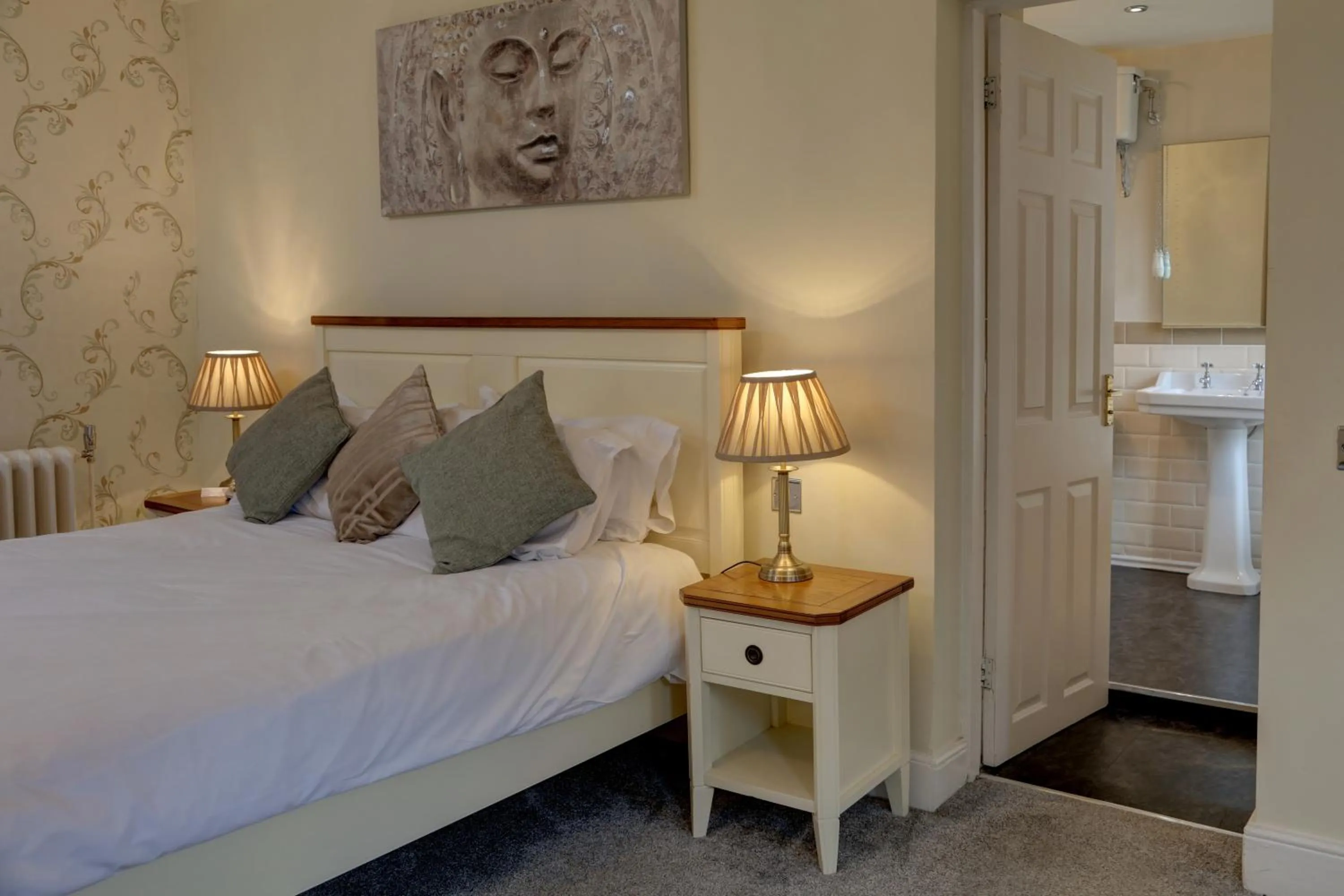 Bed in Rossett Hall Hotel