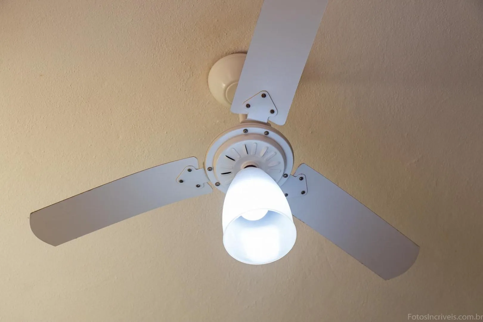 fireplace in Pousada Recanto do Jabaquara