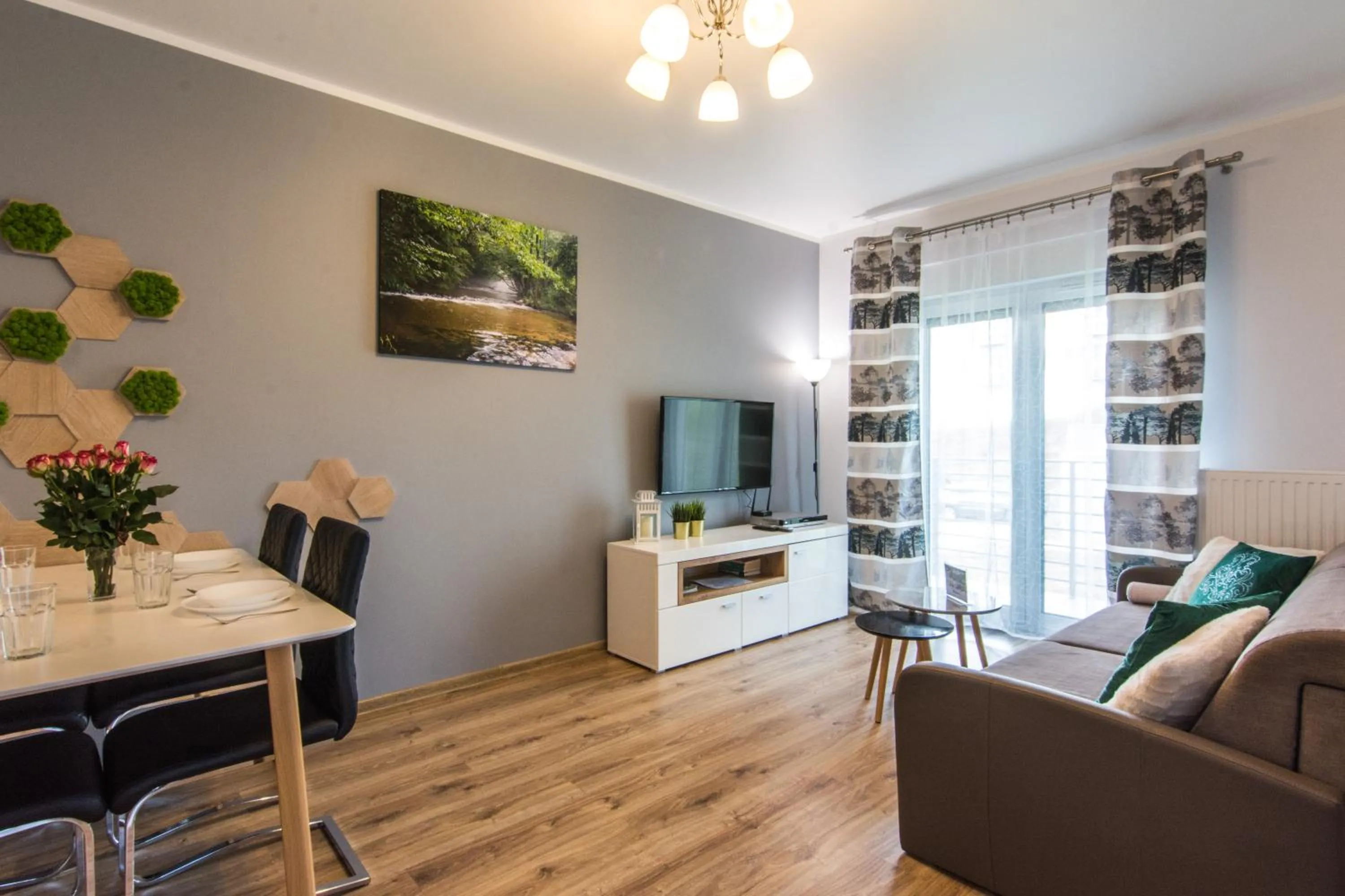 TV and multimedia in Apartamenty Izerskie - ul. Cicha 13H-I